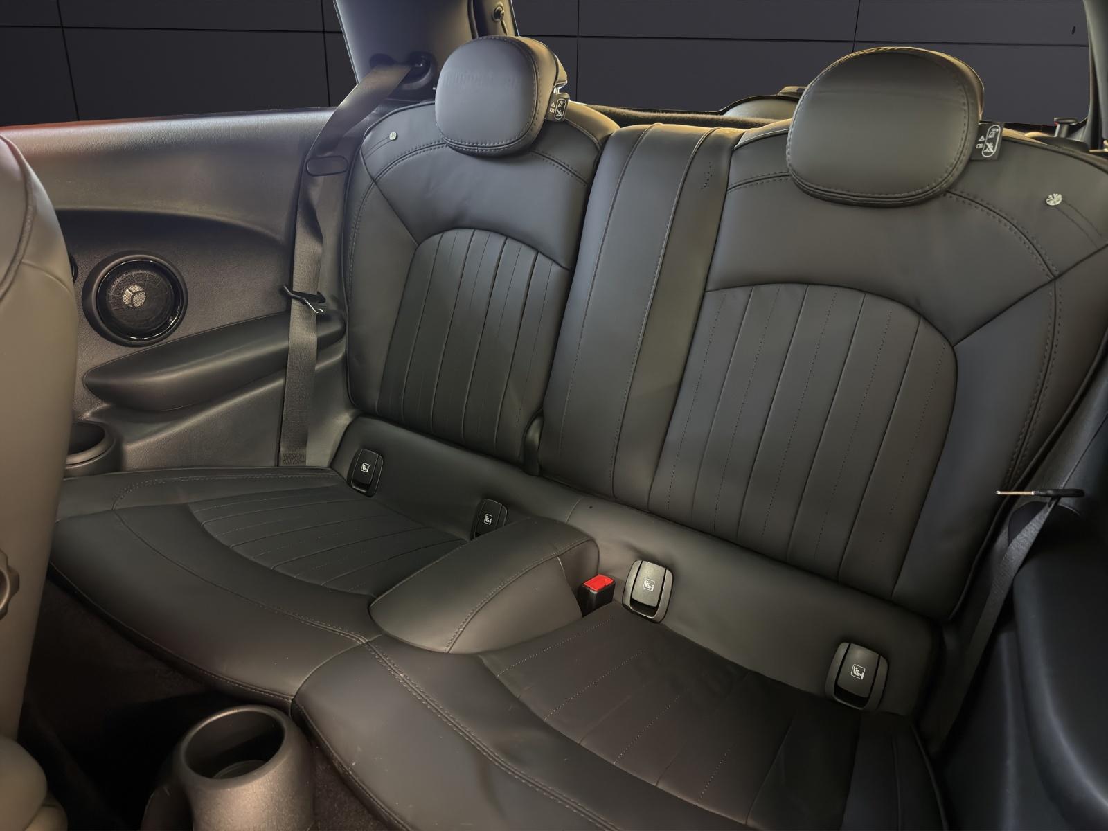 MINI F56 Cooper SE-image-11