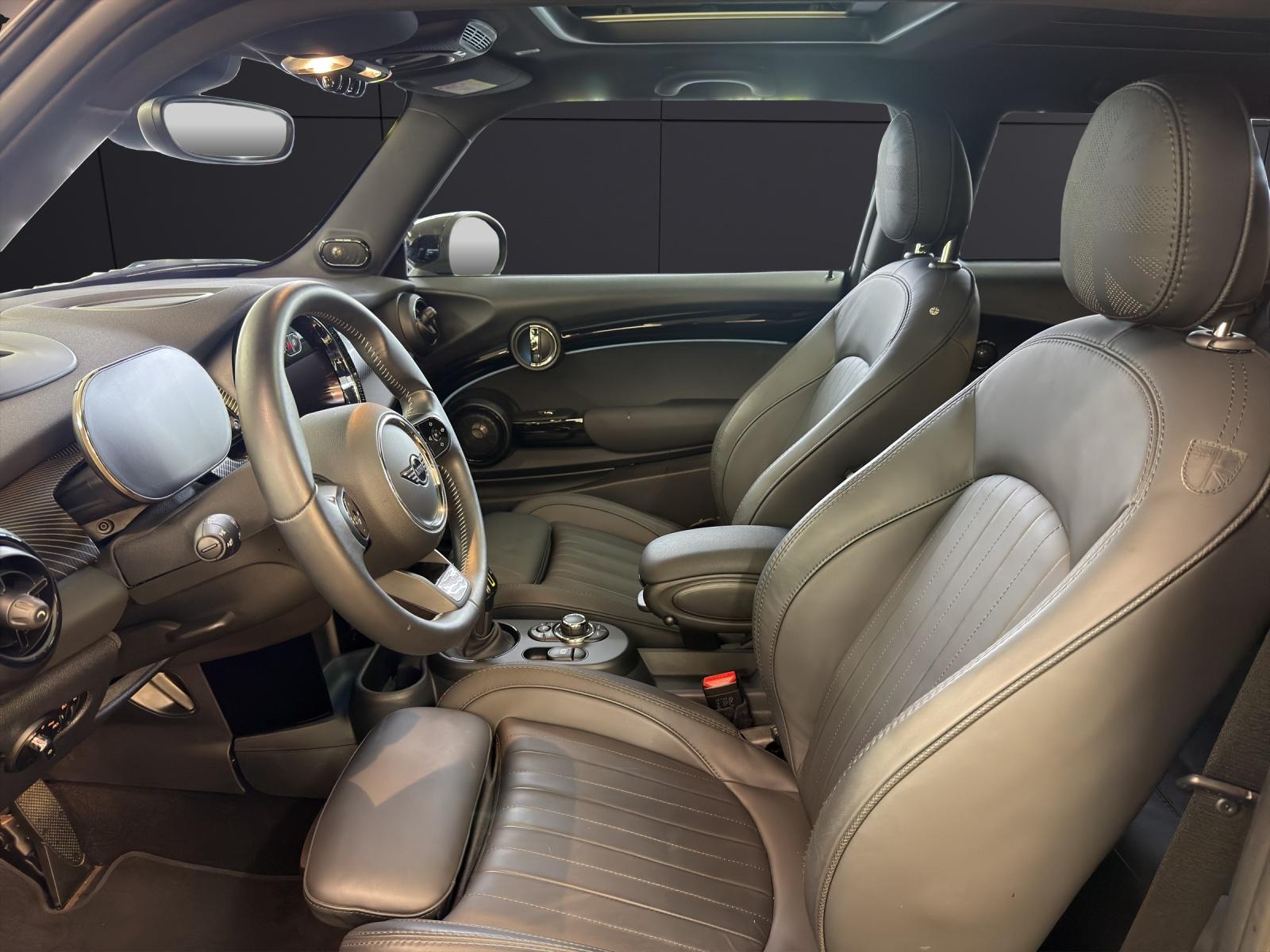 MINI F56 Cooper SE-image-10