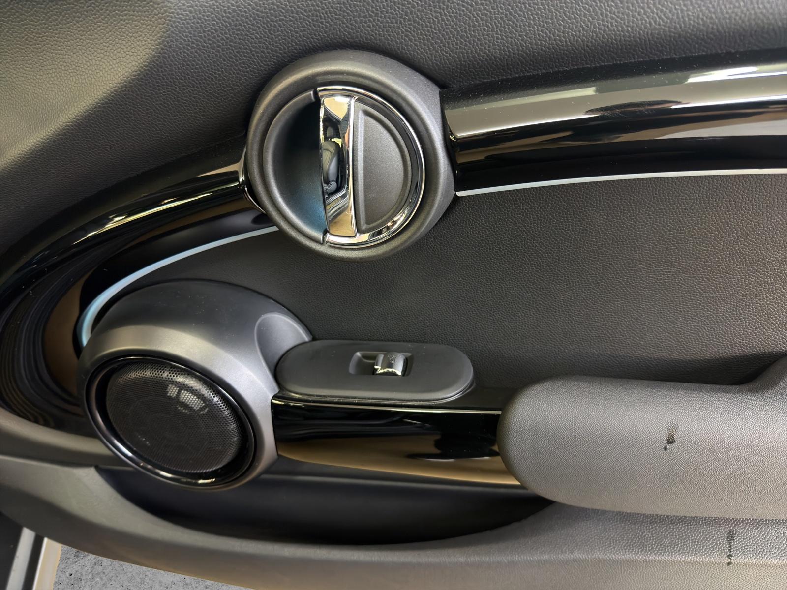MINI F56 Cooper SE-image-15