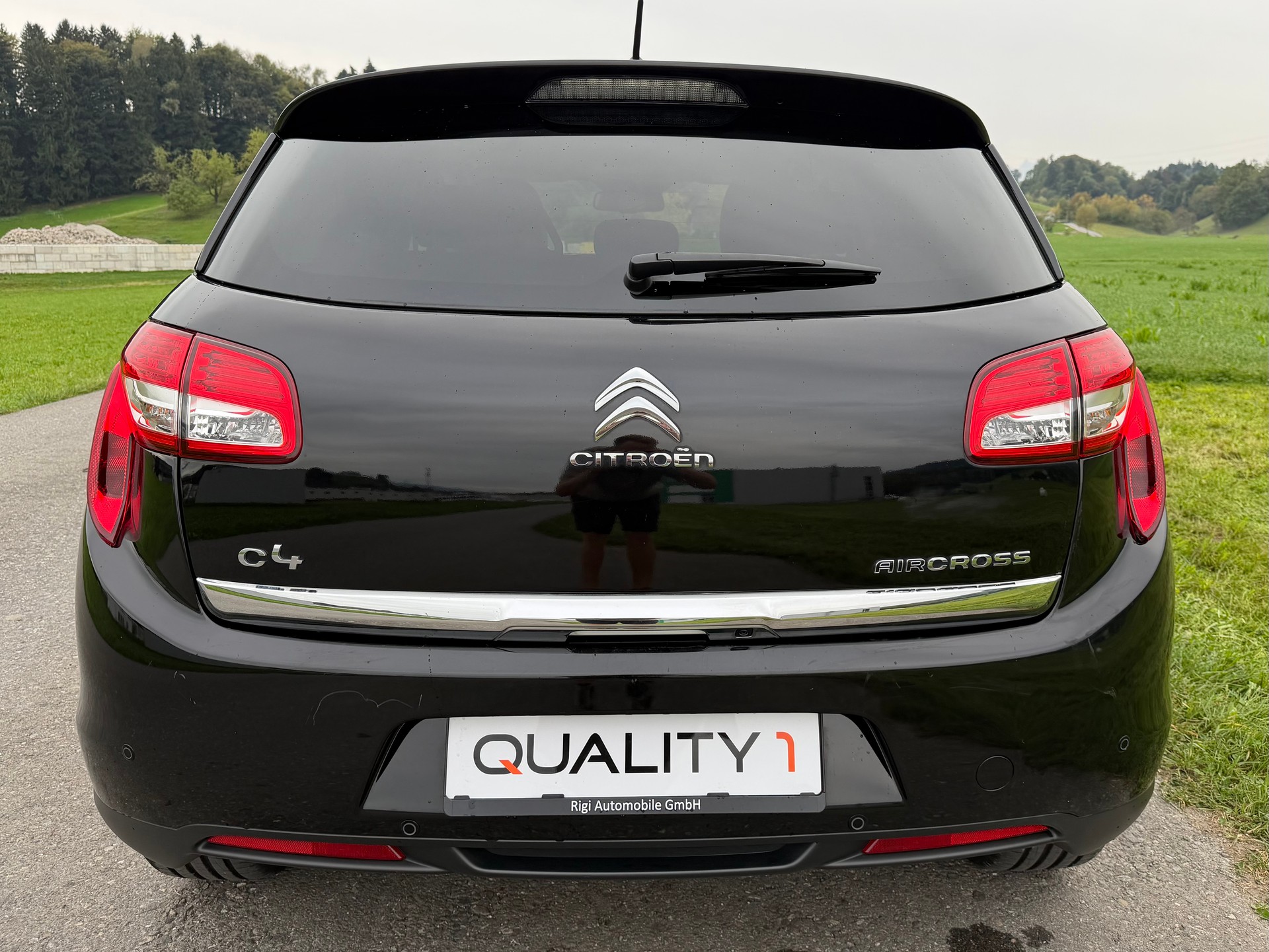 CITROEN C4 Aircross 1.6 HDi Exclusive 4WD-image-4