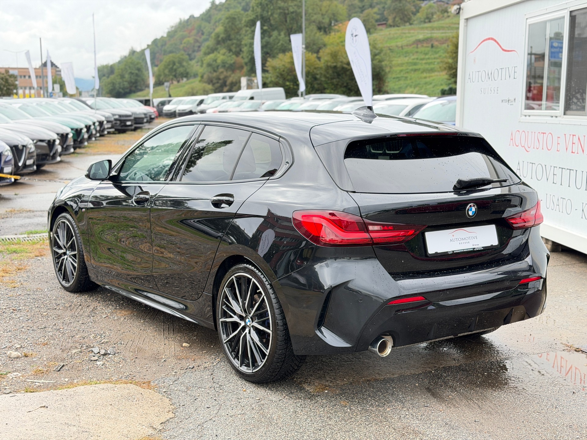 BMW 118i Steptronic M Sport-image-5