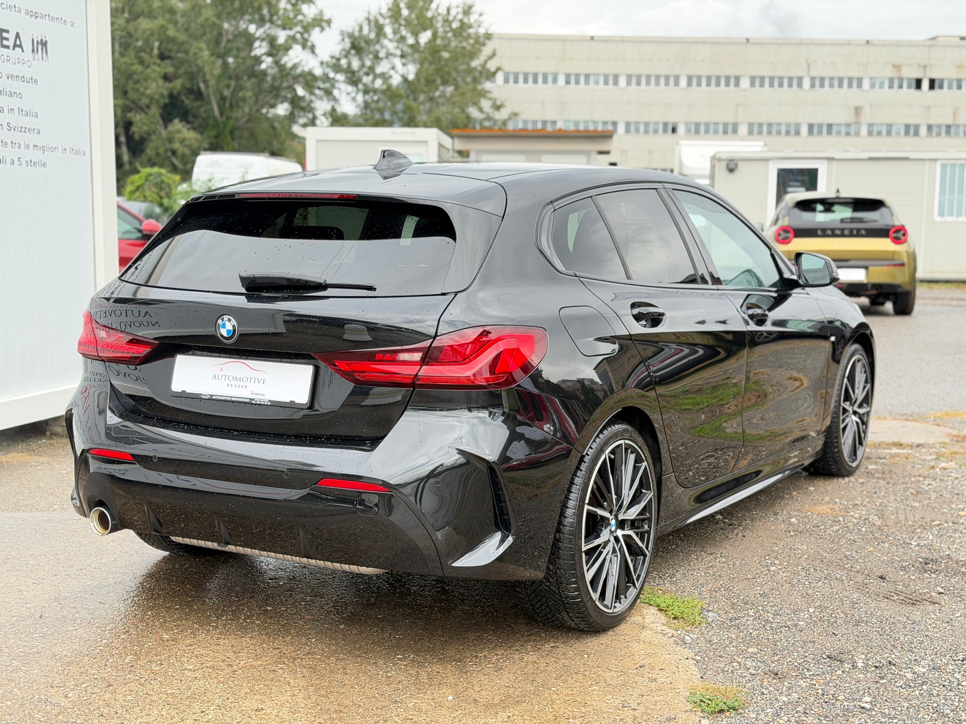 BMW 118i Steptronic M Sport-image-4