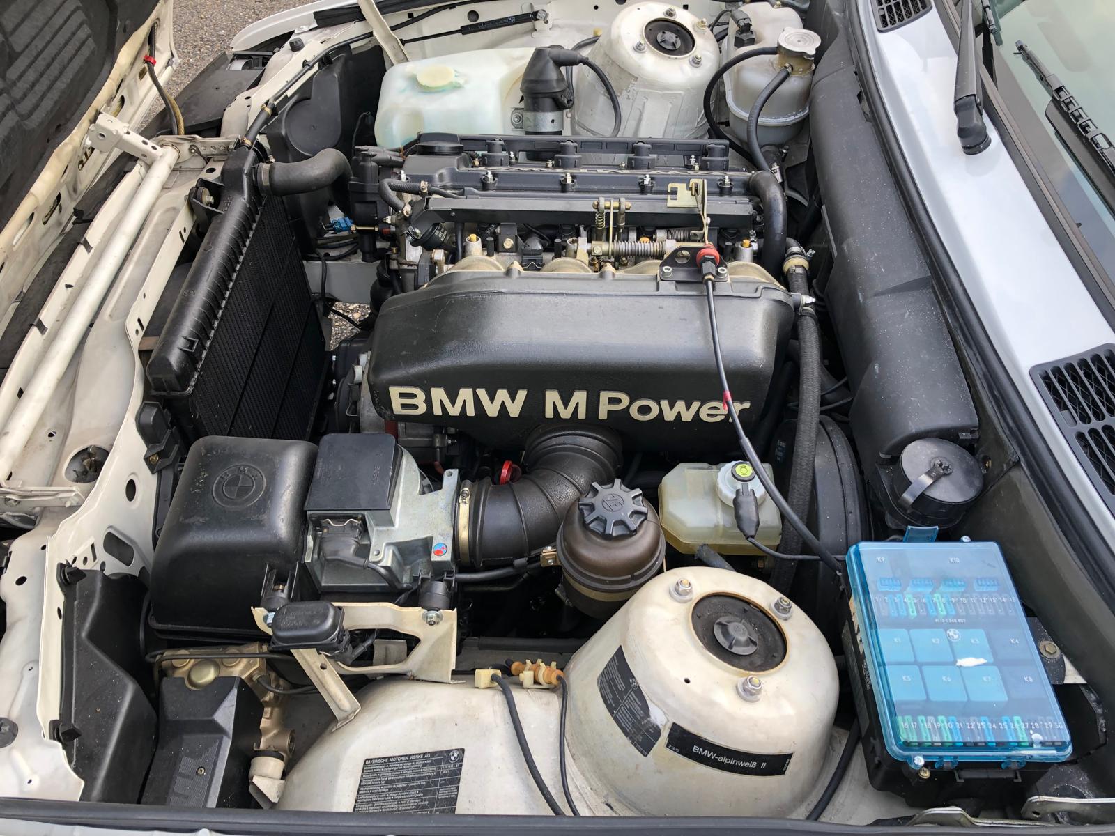 BMW M3-image-4