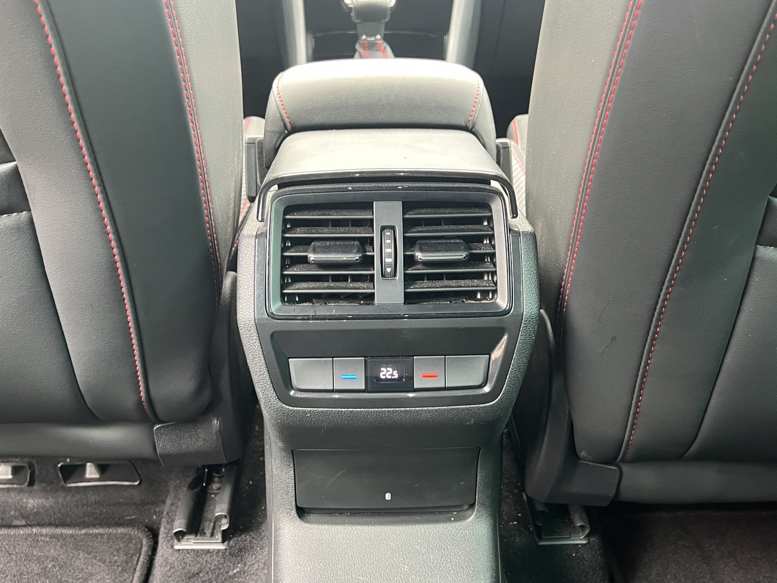 SKODA Kodiaq 2.0 TSI RS DSG-image-15
