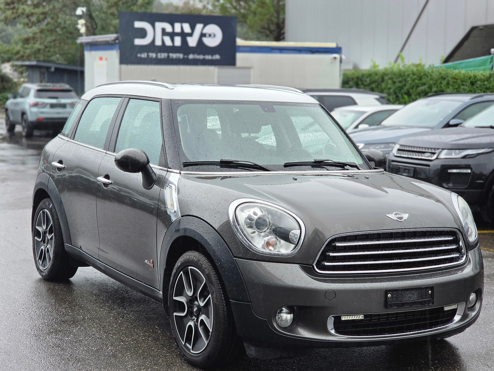 MINI Countryman Cooper D ALL4-image-0
