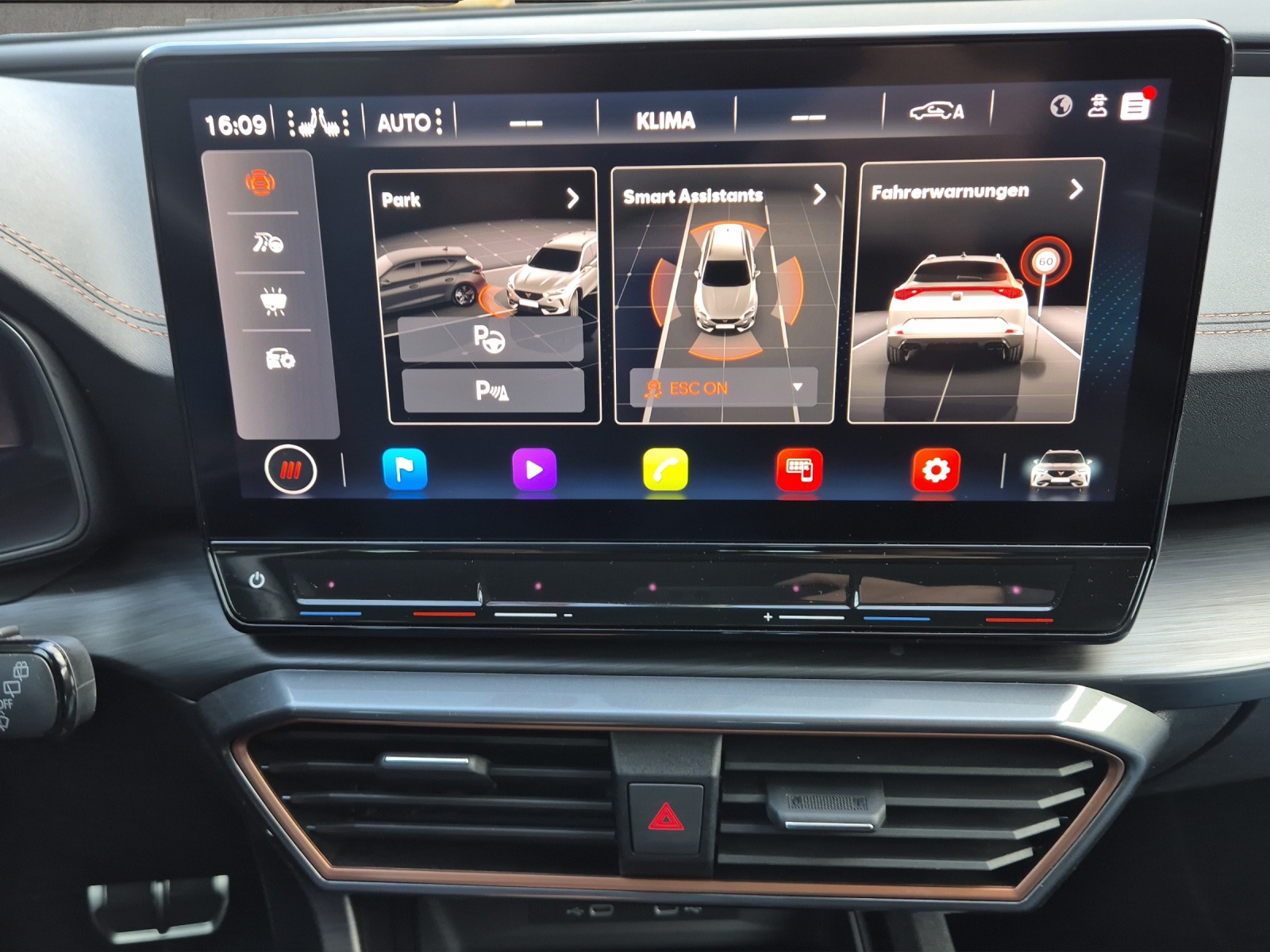 CUPRA Formentor 2.0TSI Tribe Edition DSG-image-14