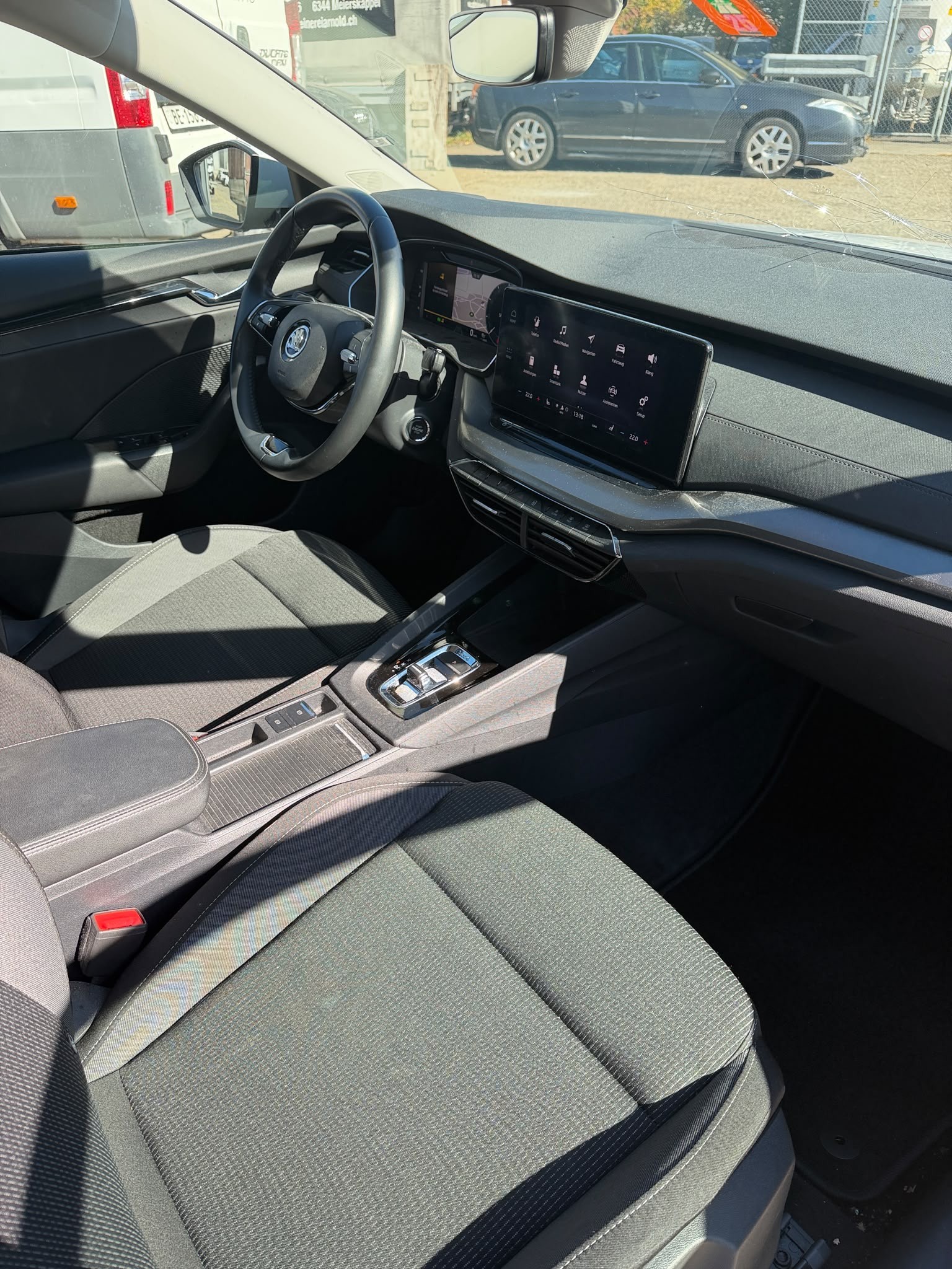 SKODA Octavia Combi 2.0 TSI Ambition DSG 4x4-image-9