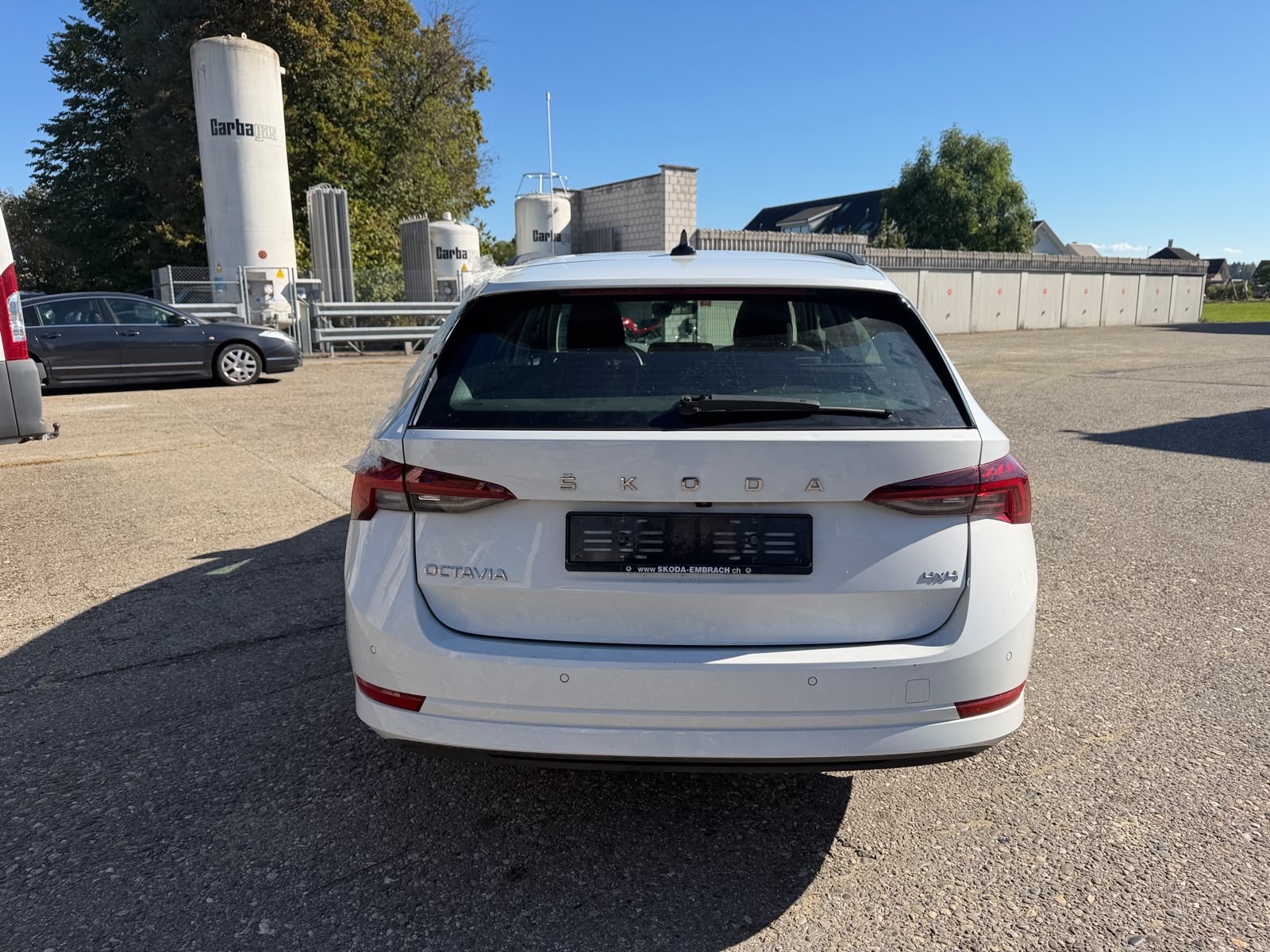SKODA Octavia Combi 2.0 TSI Ambition DSG 4x4-image-7
