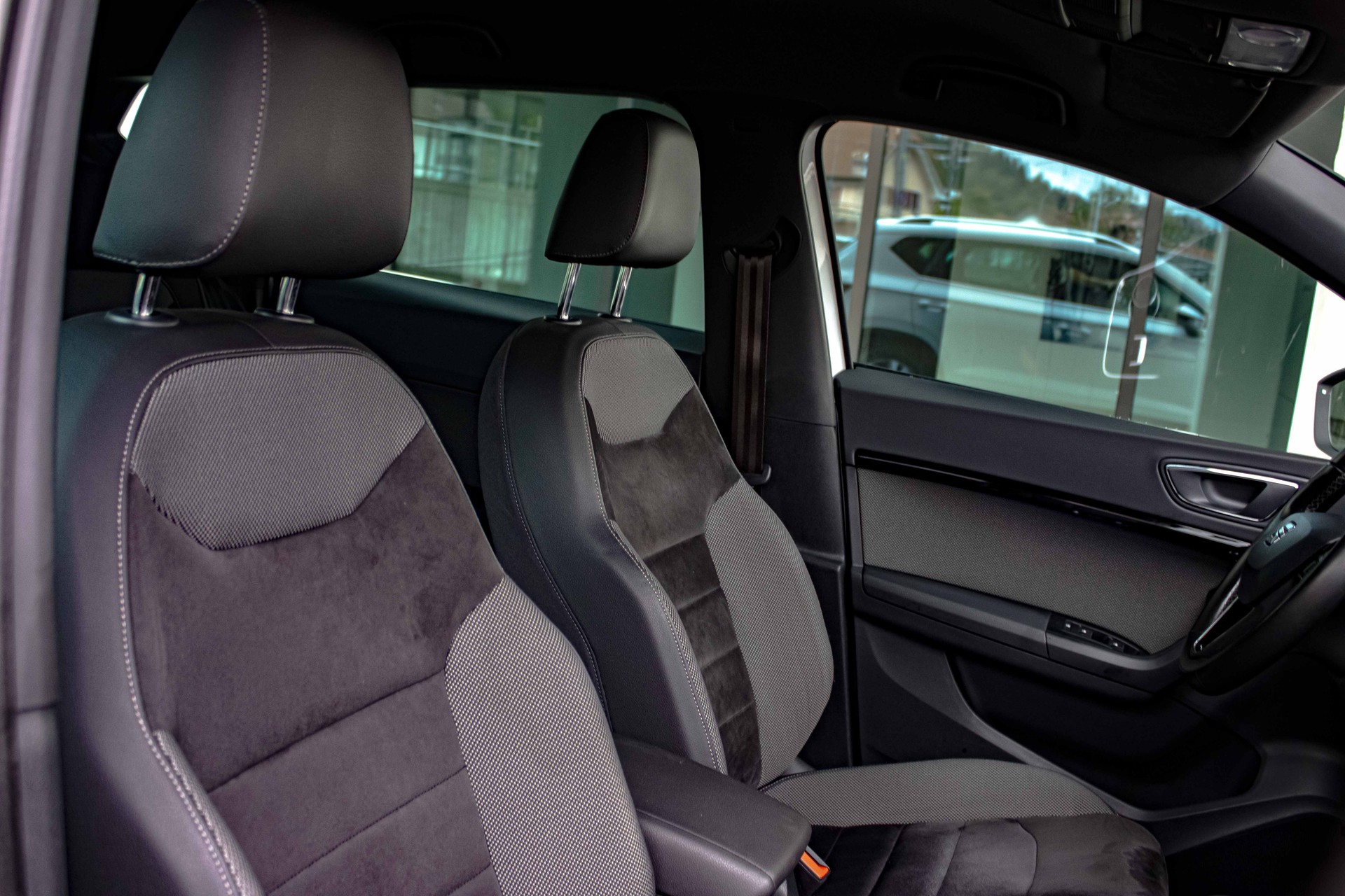 SEAT Ateca 2.0 TDI CR Xcellence 4Drive DSG-image-14