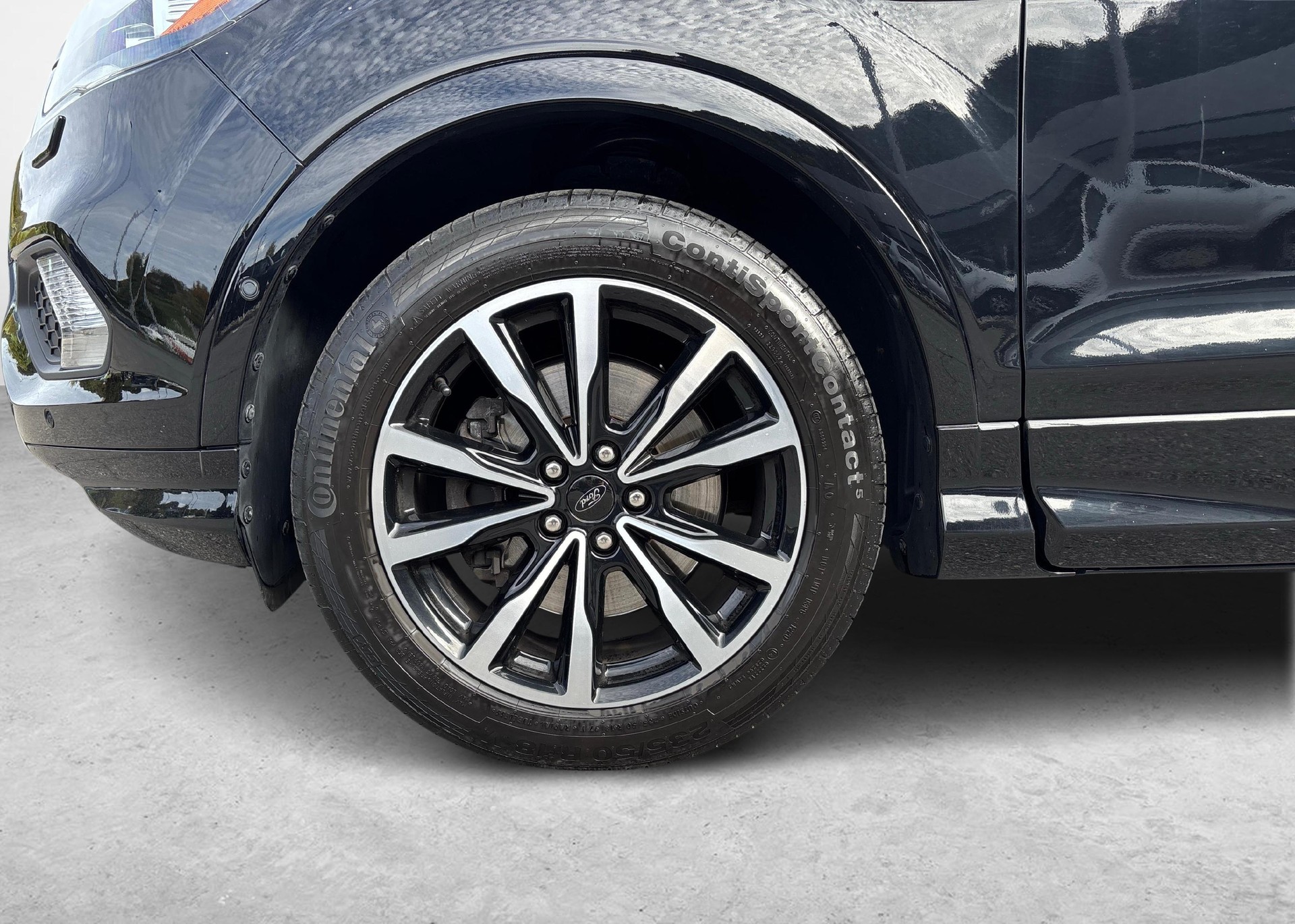 FORD Kuga 2.0 TDCi 180 ST-Line FPS-image-11