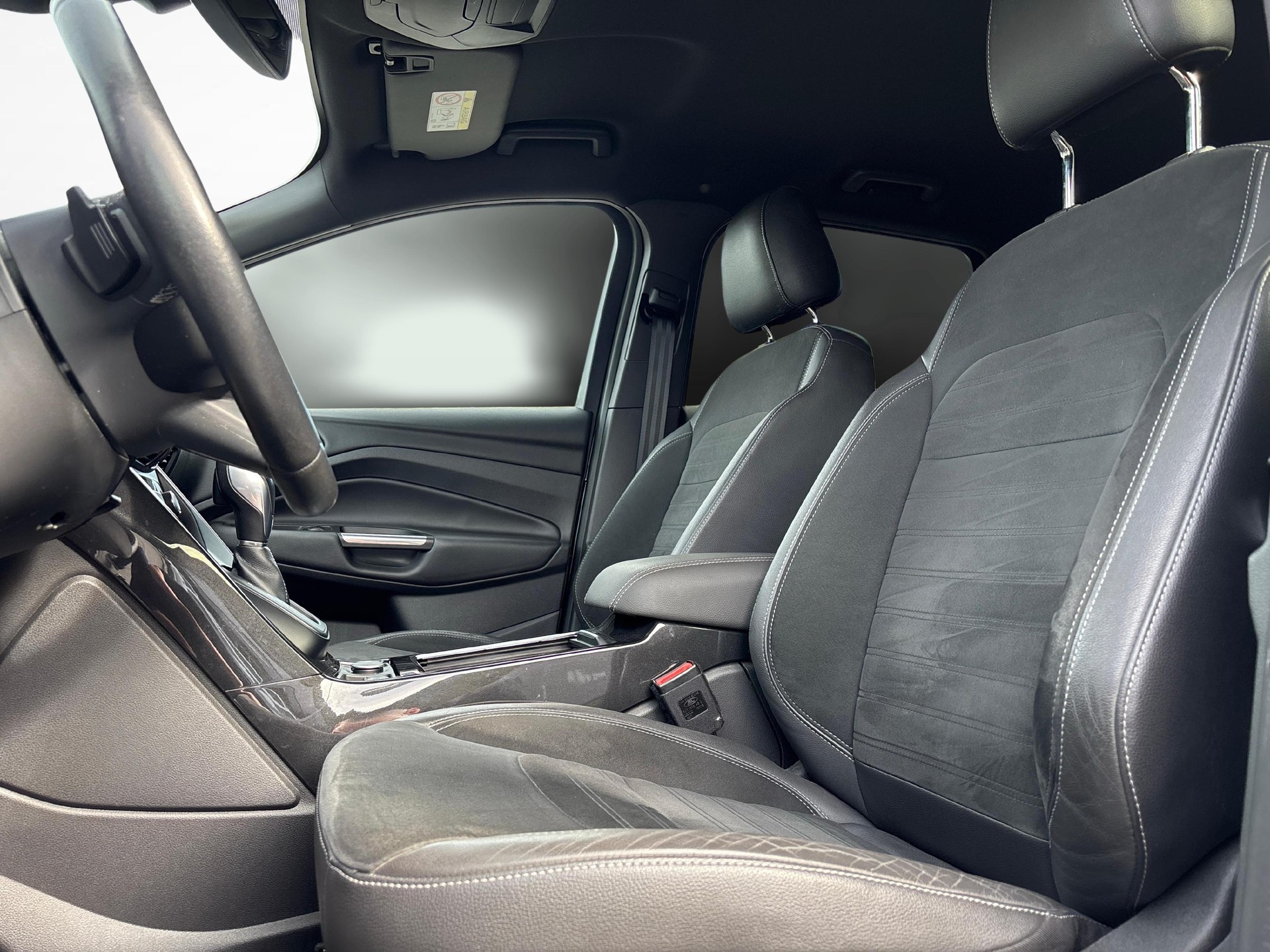 FORD Kuga 2.0 TDCi 180 ST-Line FPS-image-1