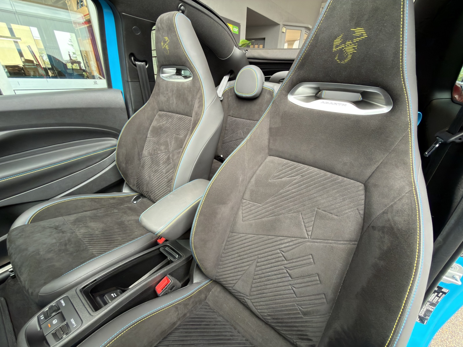 FIAT 500 Abarth Cabrio Turismo-image-11