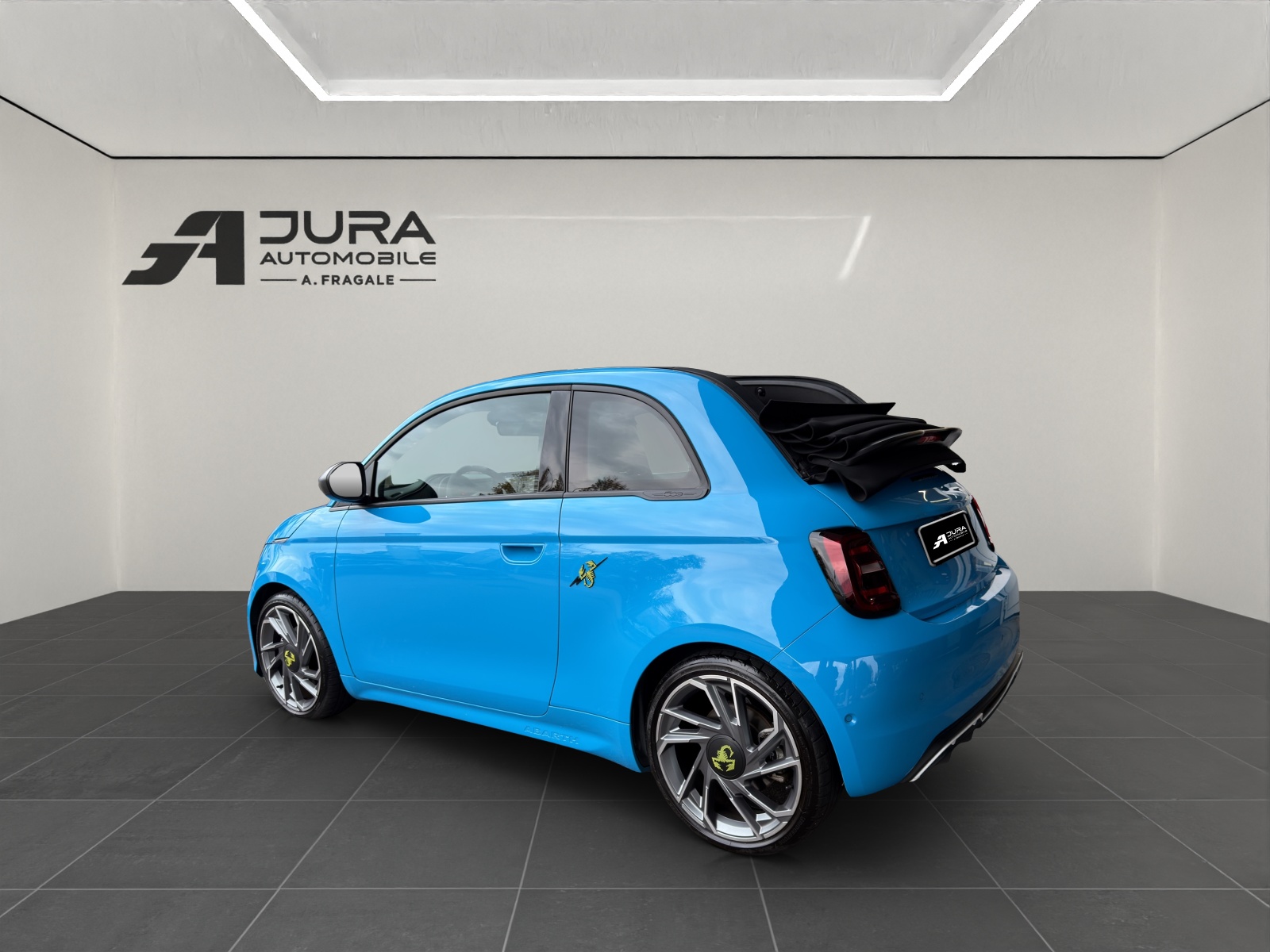FIAT 500 Abarth Cabrio Turismo-image-4