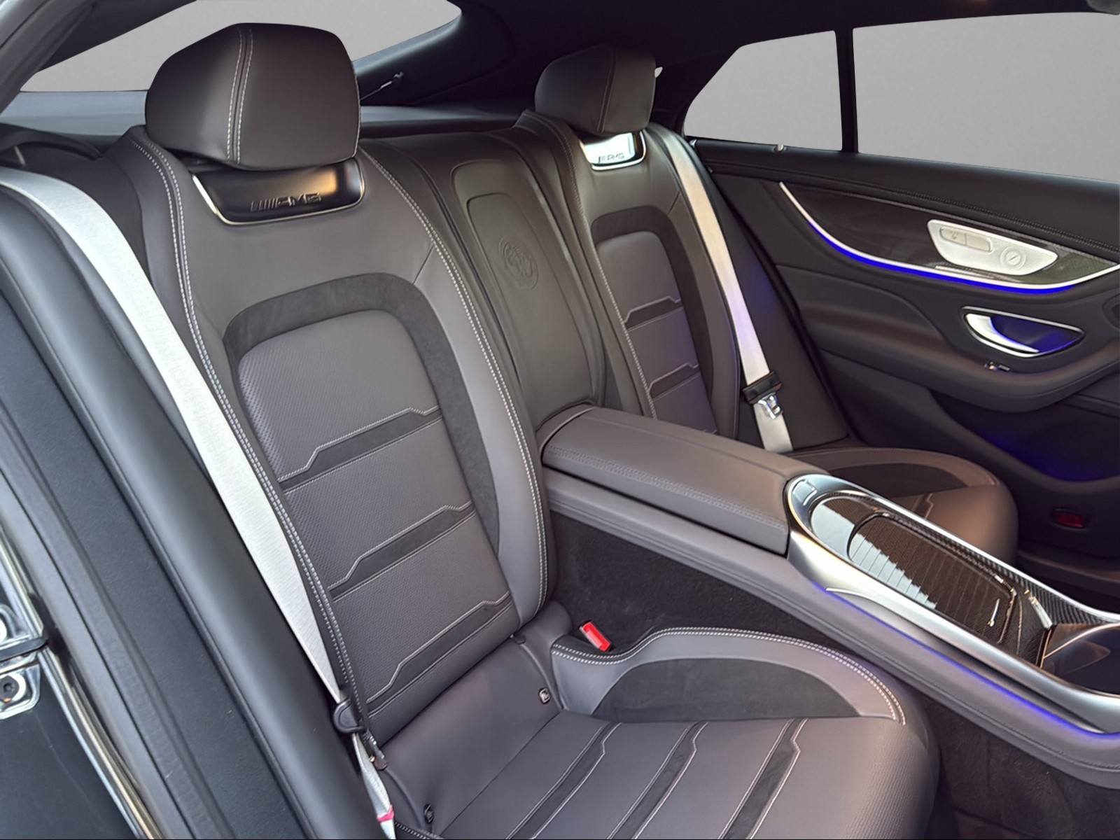 MERCEDES-BENZ AMG GT 4 63 S 4Matic+ Speedshift MCT-image-23