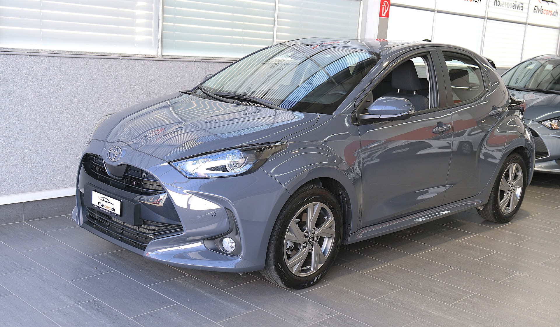 TOYOTA Yaris 1.5 Comfort e-CVT-image-7