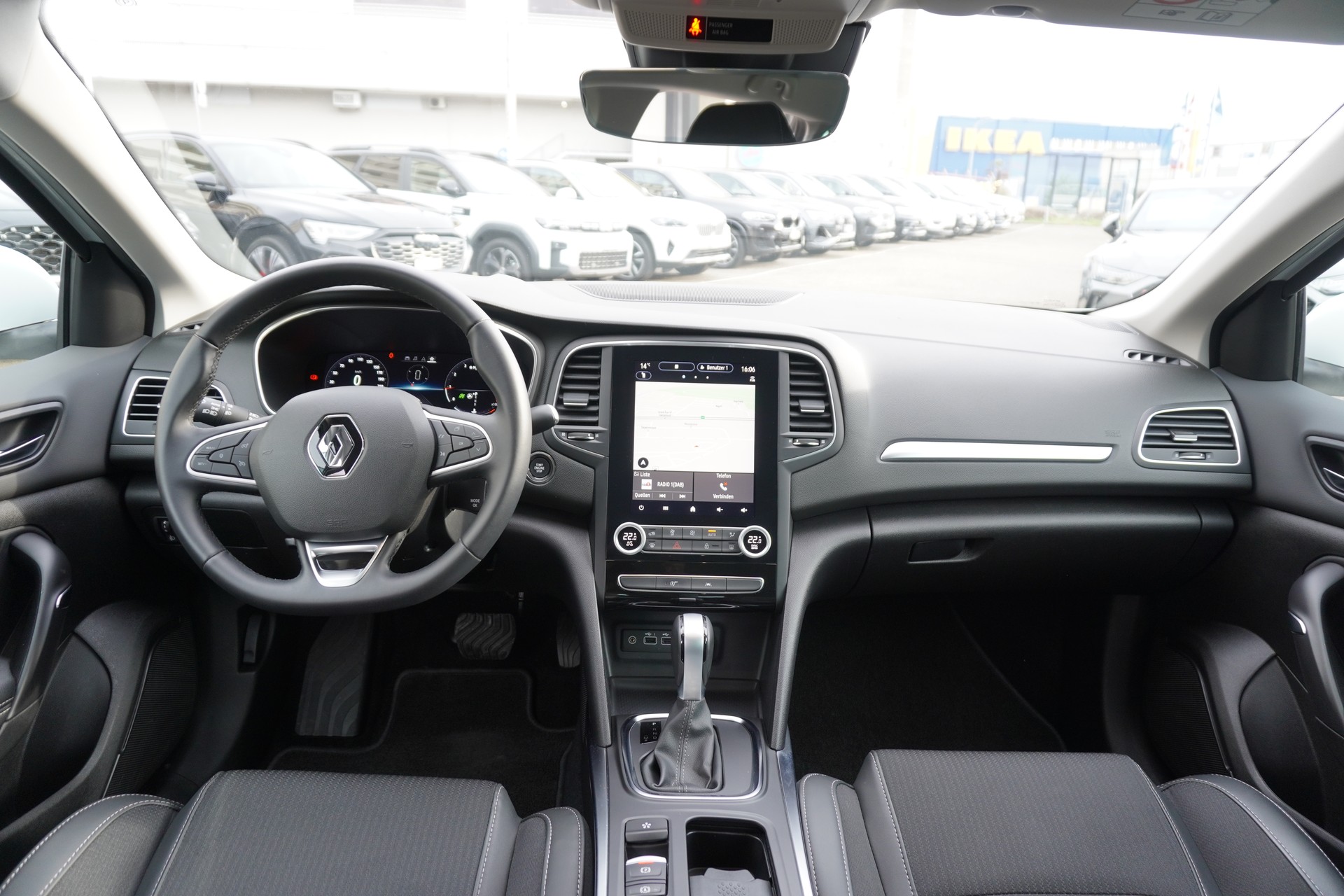 RENAULT Mégane Grandtour 1.3 16V Turbo Techno EDC-image-16