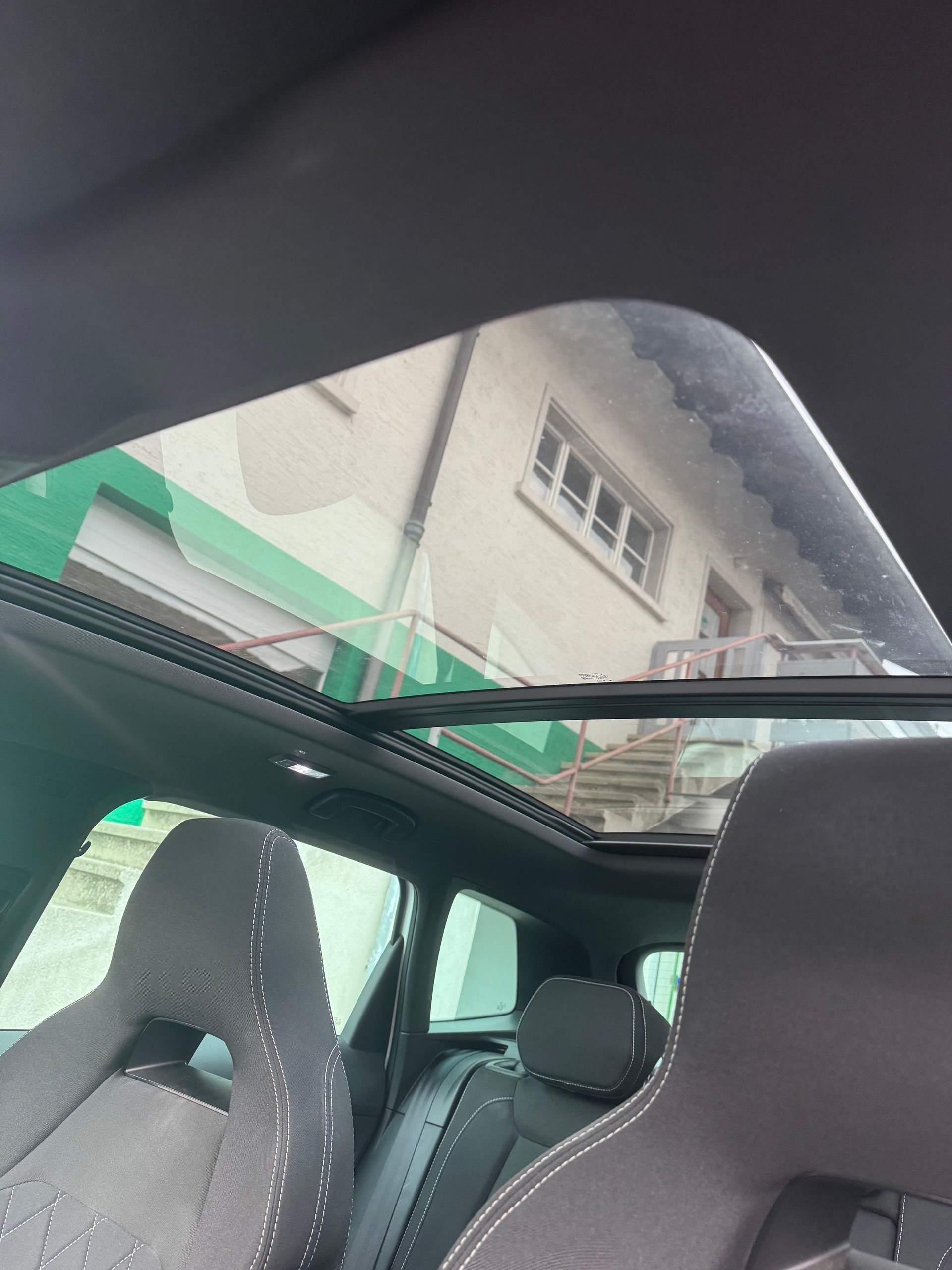 SKODA Karoq 2.0 TSI SportLine 4x4 DSG-image-11