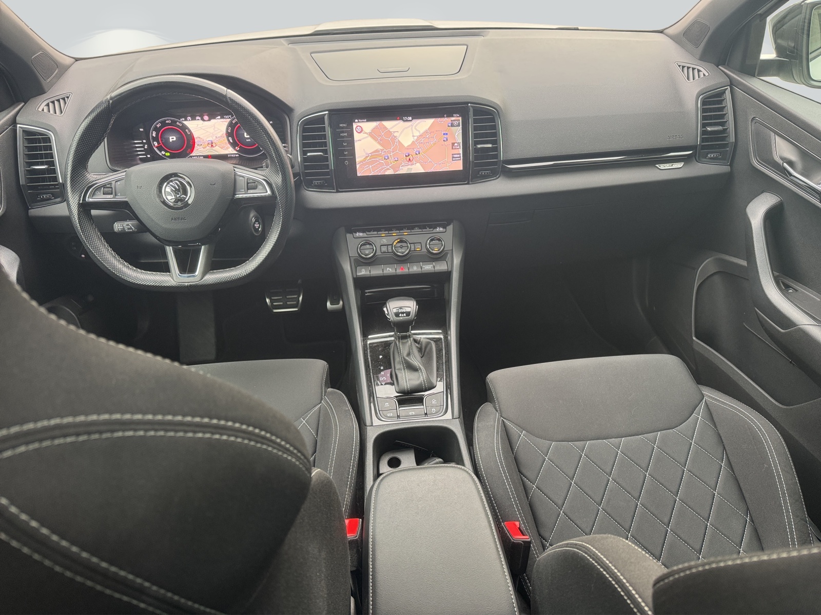 SKODA Karoq 2.0 TSI SportLine 4x4 DSG-image-5