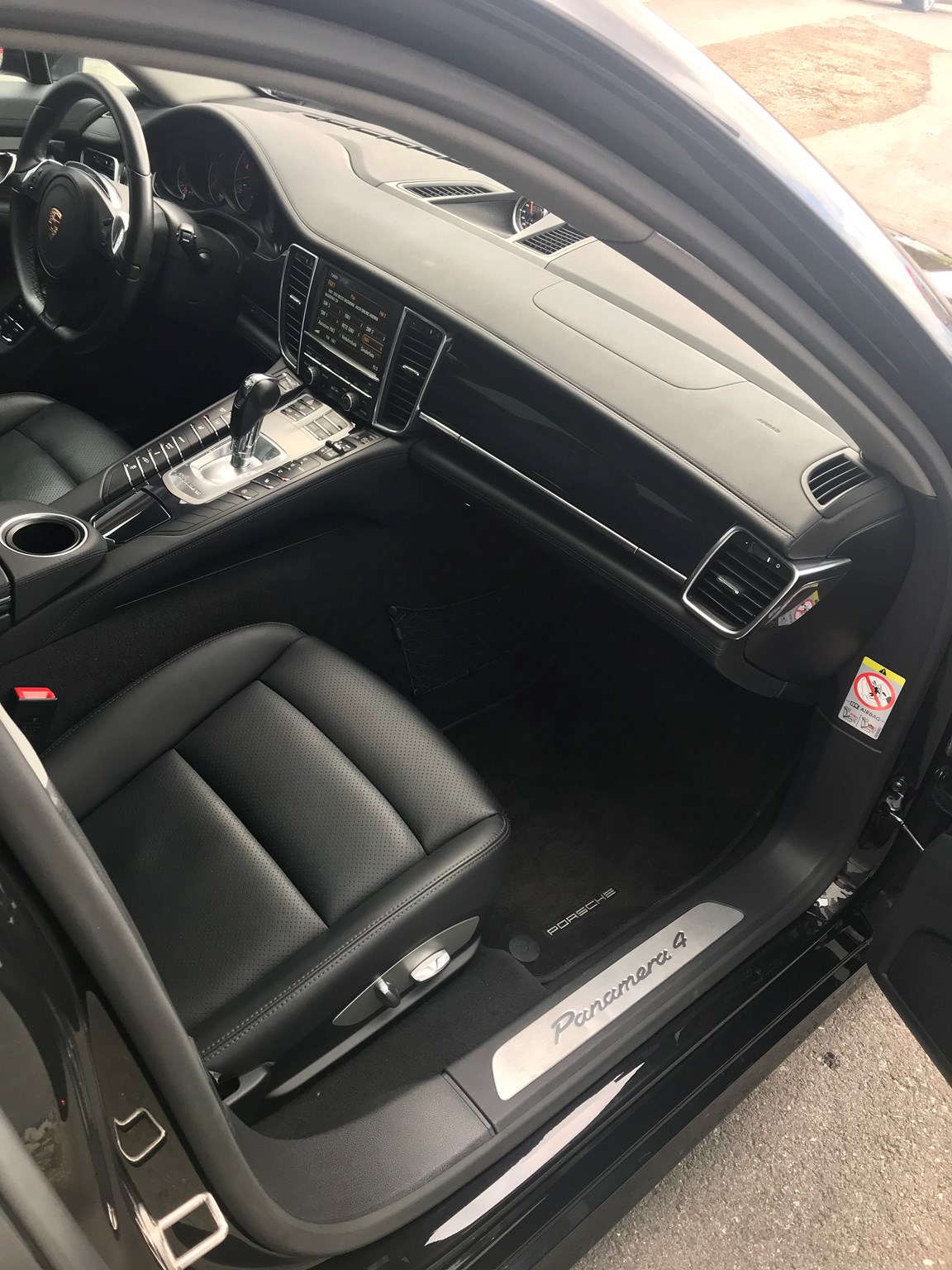 PORSCHE Panamera 4 3.6 PDK-image-10