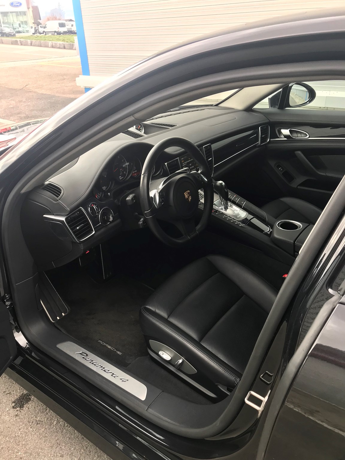 PORSCHE Panamera 4 3.6 PDK-image-7
