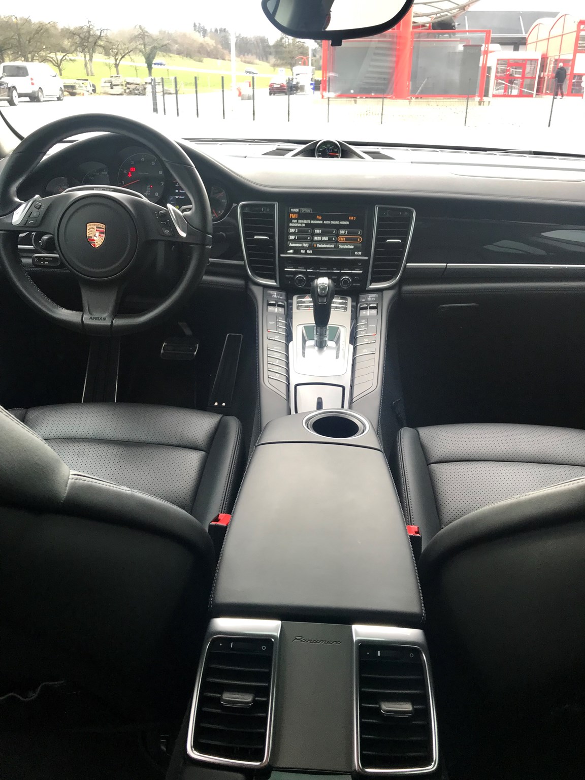 PORSCHE Panamera 4 3.6 PDK-image-8