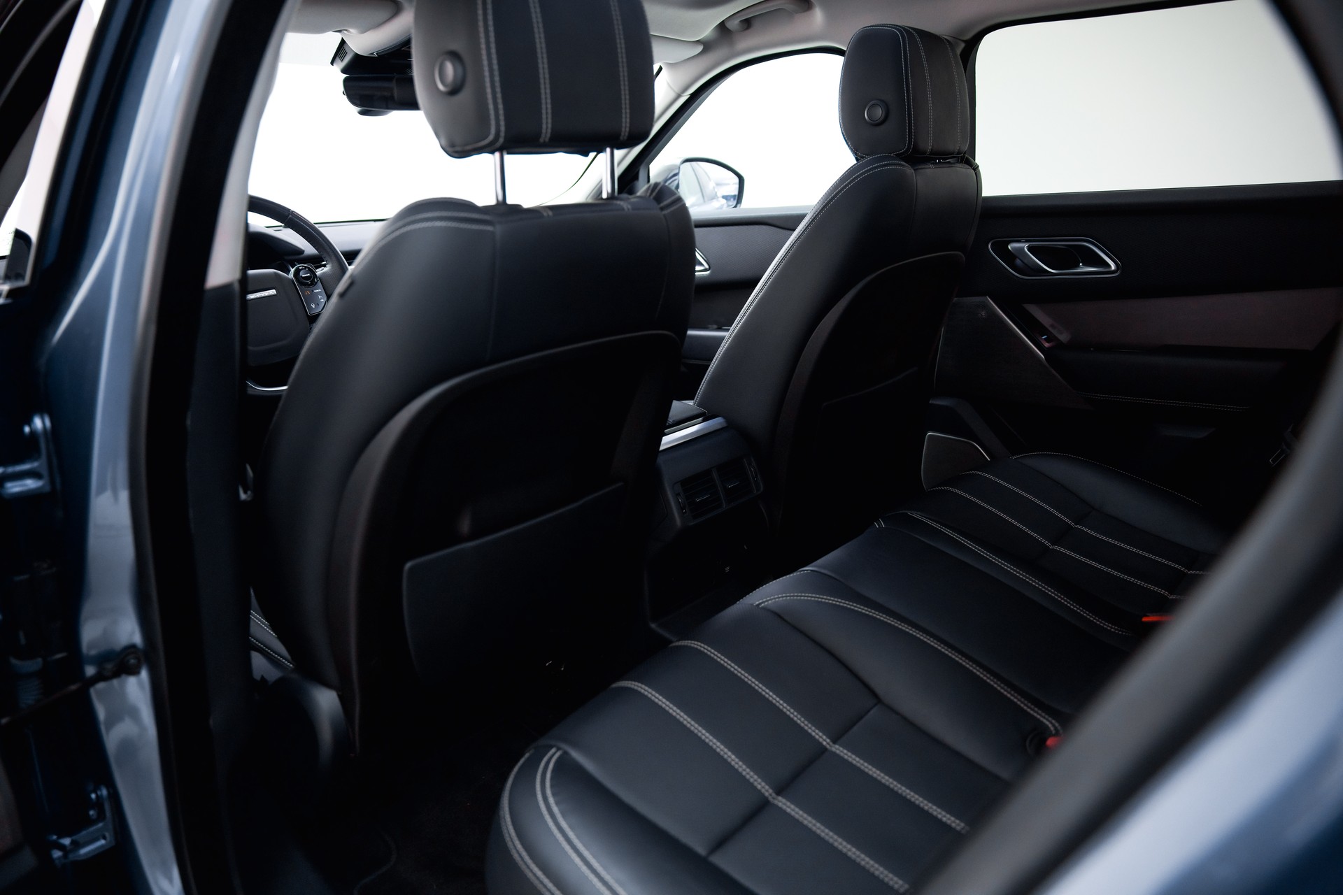 LAND ROVER Range Rover Velar D 275 SE Automatic-image-22