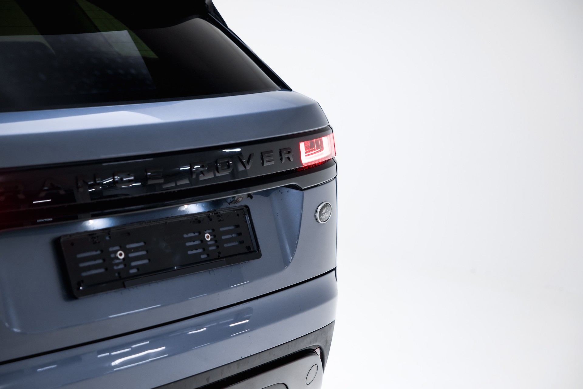 LAND ROVER Range Rover Velar D 275 SE Automatic-image-12