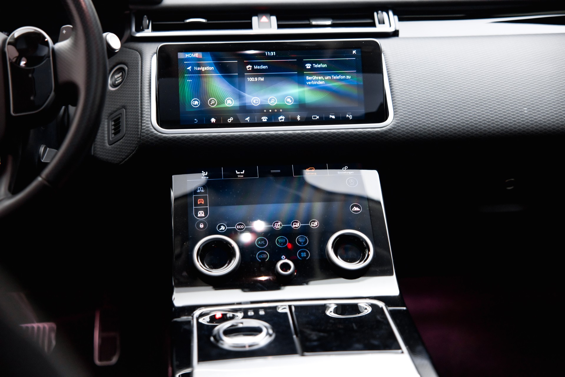 LAND ROVER Range Rover Velar D 275 SE Automatic-image-25