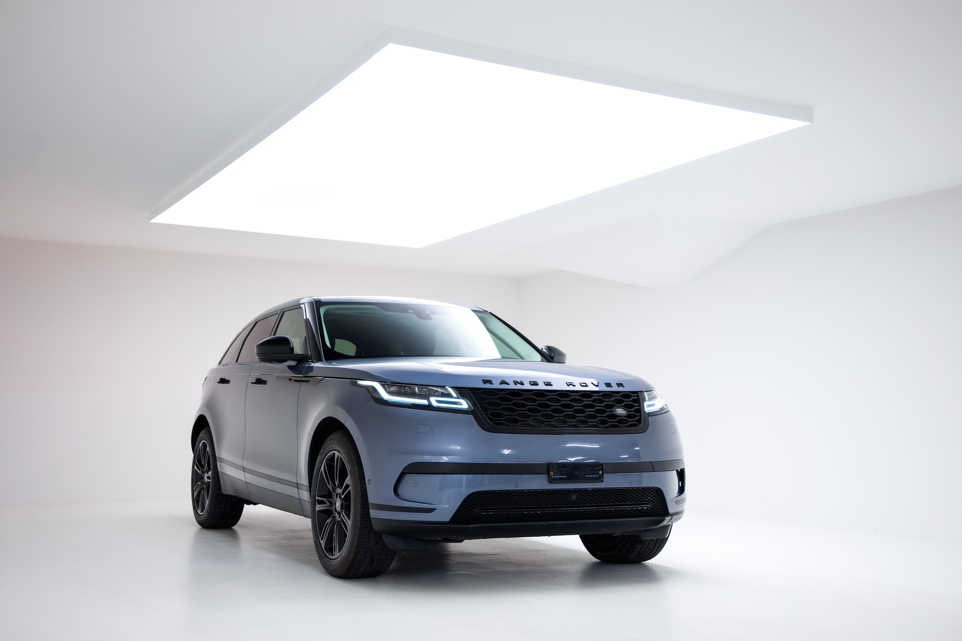 LAND ROVER Range Rover Velar D 275 SE Automatic-image-3
