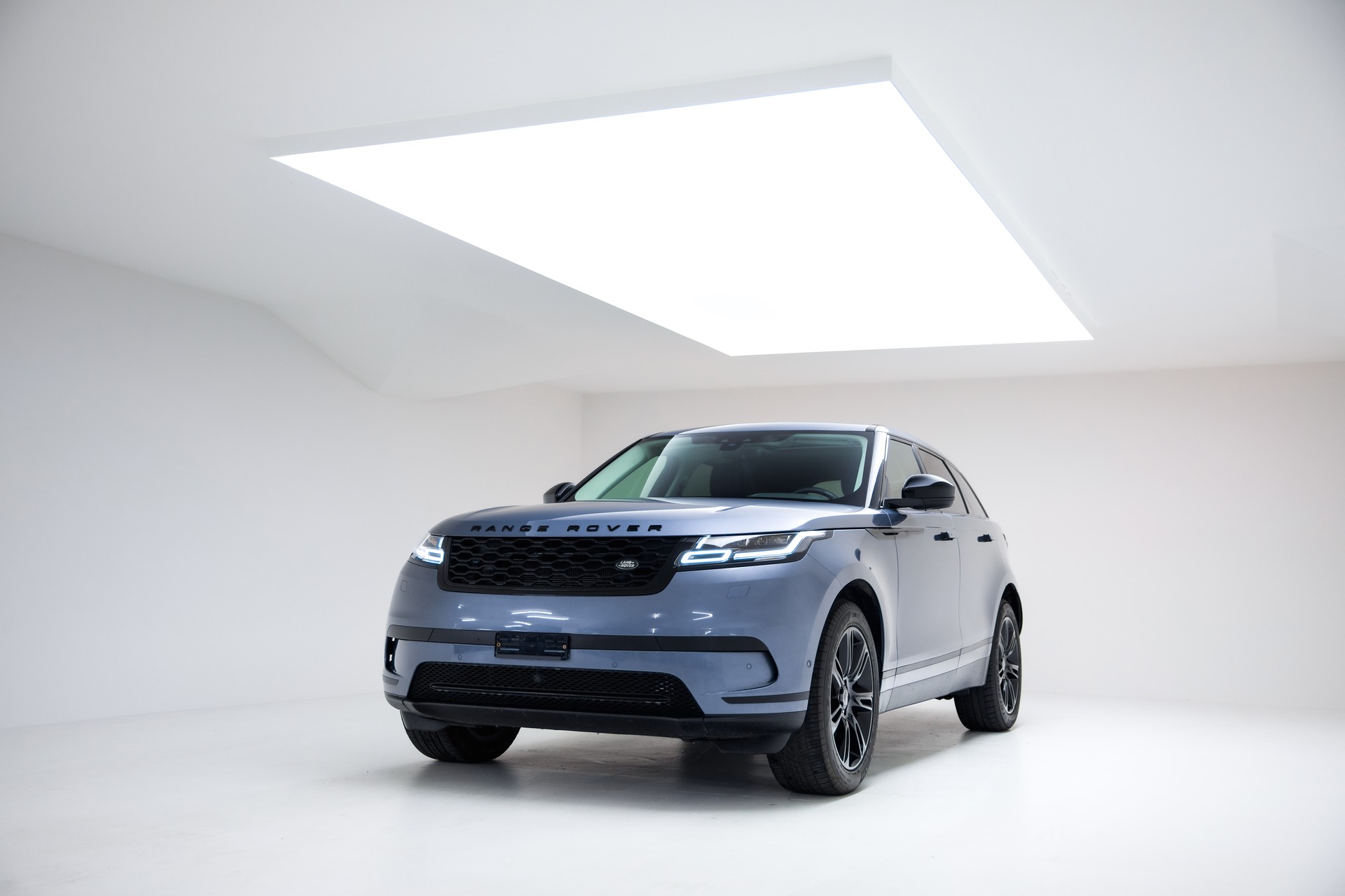LAND ROVER Range Rover Velar D 275 SE Automatic-image-1