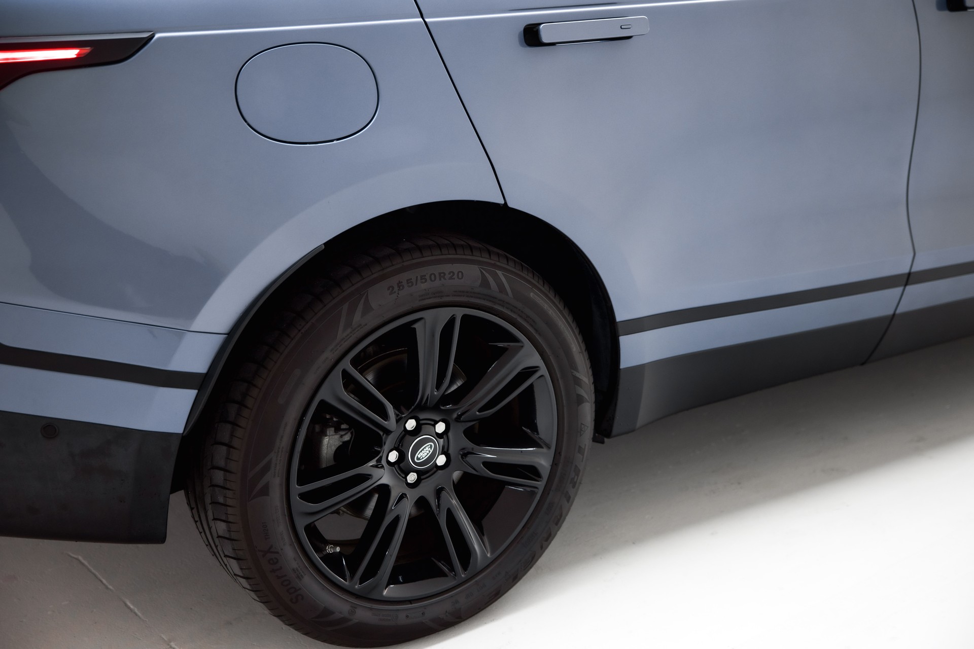 LAND ROVER Range Rover Velar D 275 SE Automatic-image-17