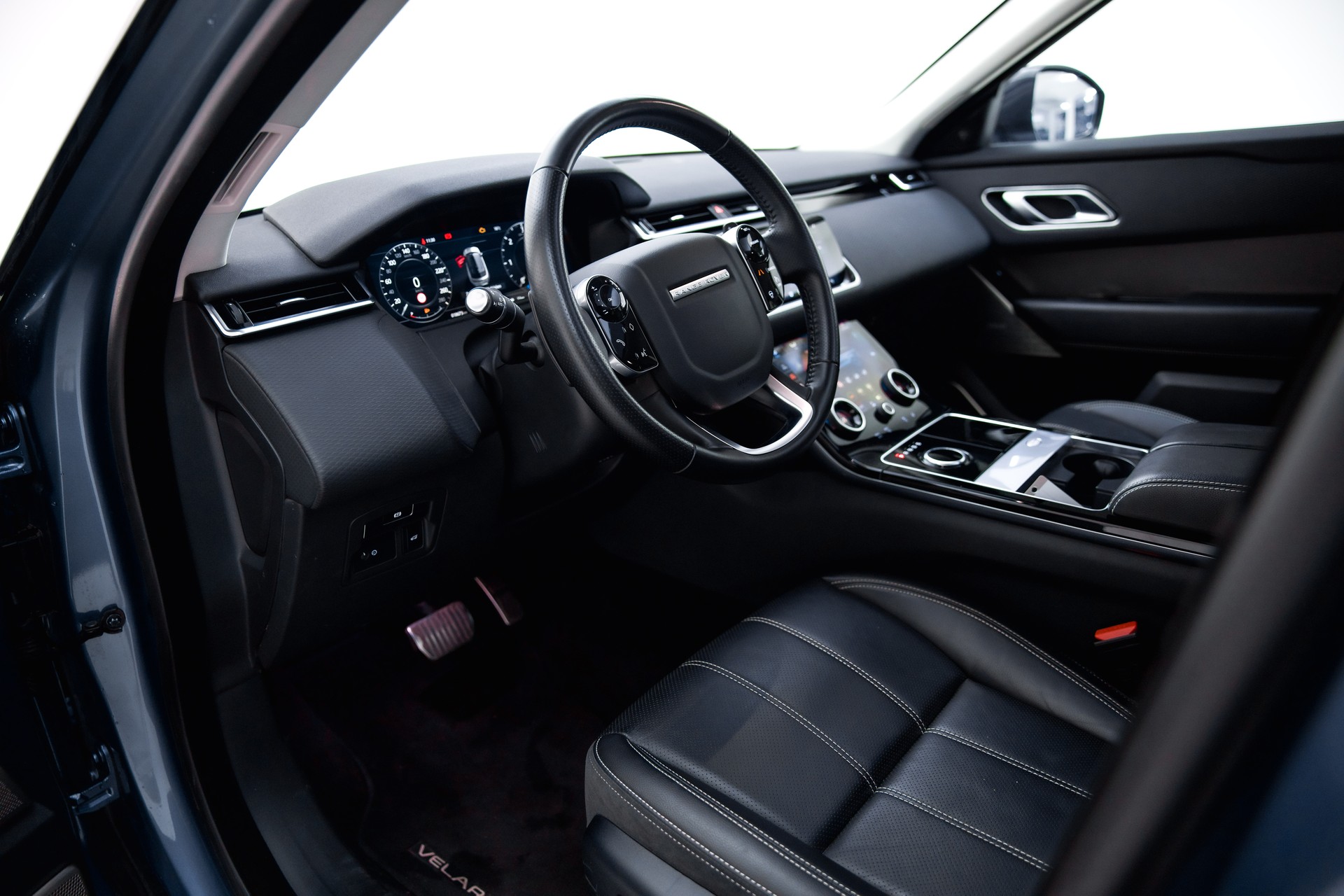 LAND ROVER Range Rover Velar D 275 SE Automatic-image-19