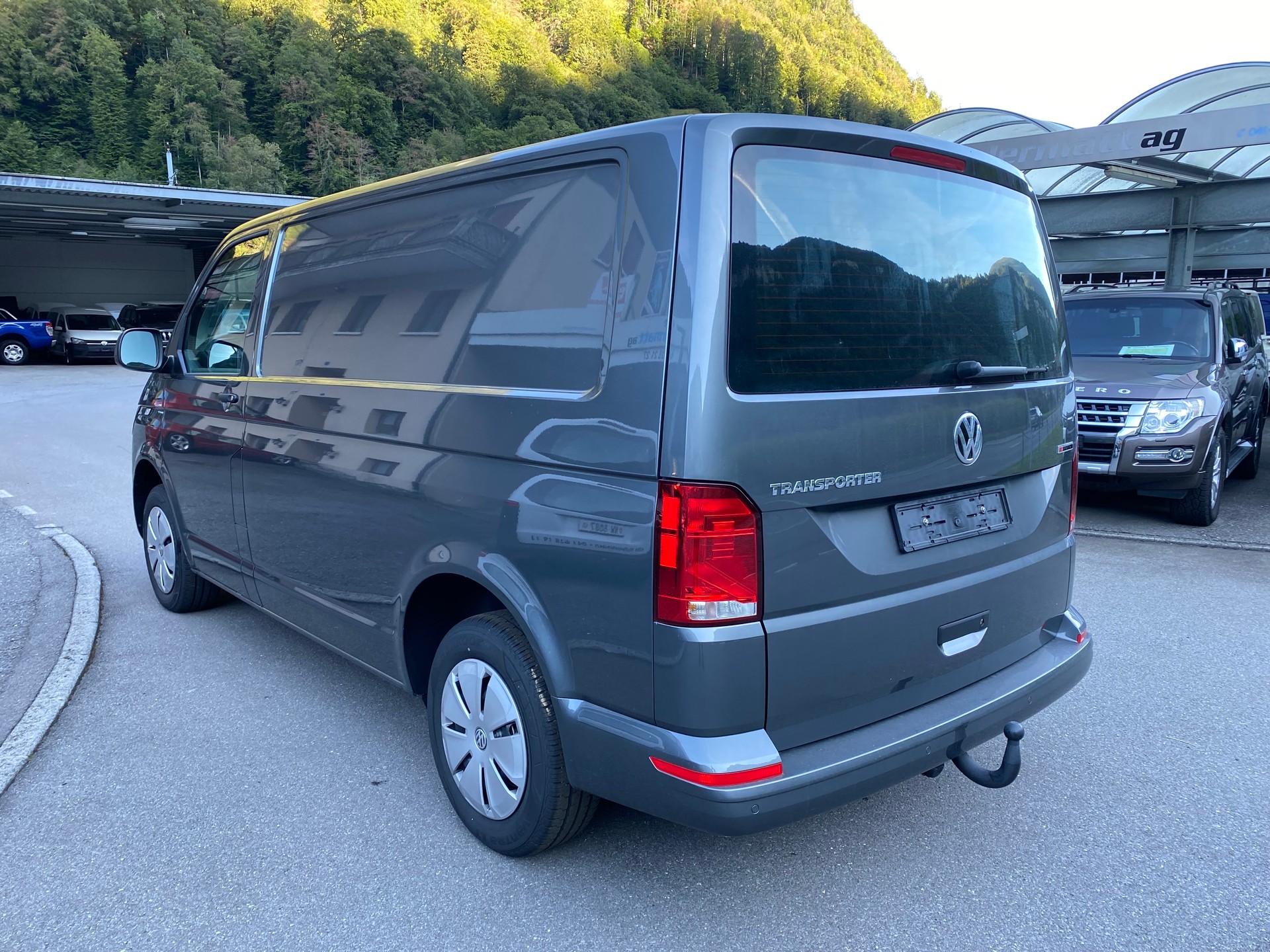 VW T6.1 2.0 TDI 4Motion DSG-image-9