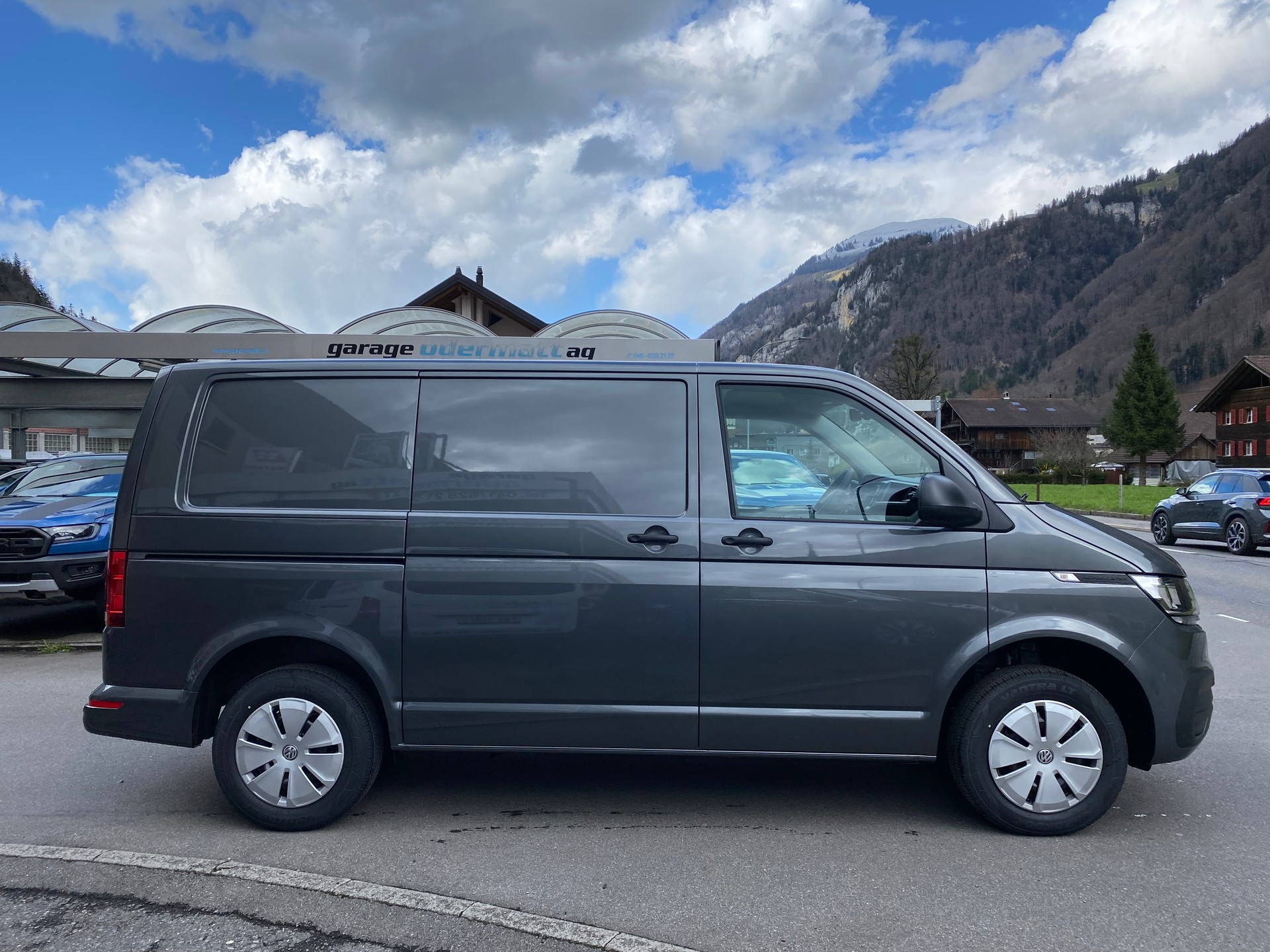VW T6.1 2.0 TDI 4Motion DSG-image-14