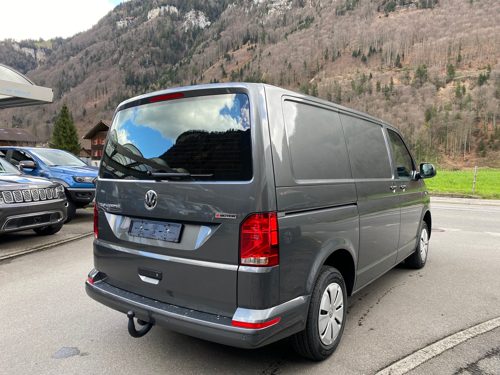 VW T6.1 2.0 TDI 4Motion DSG-image-10