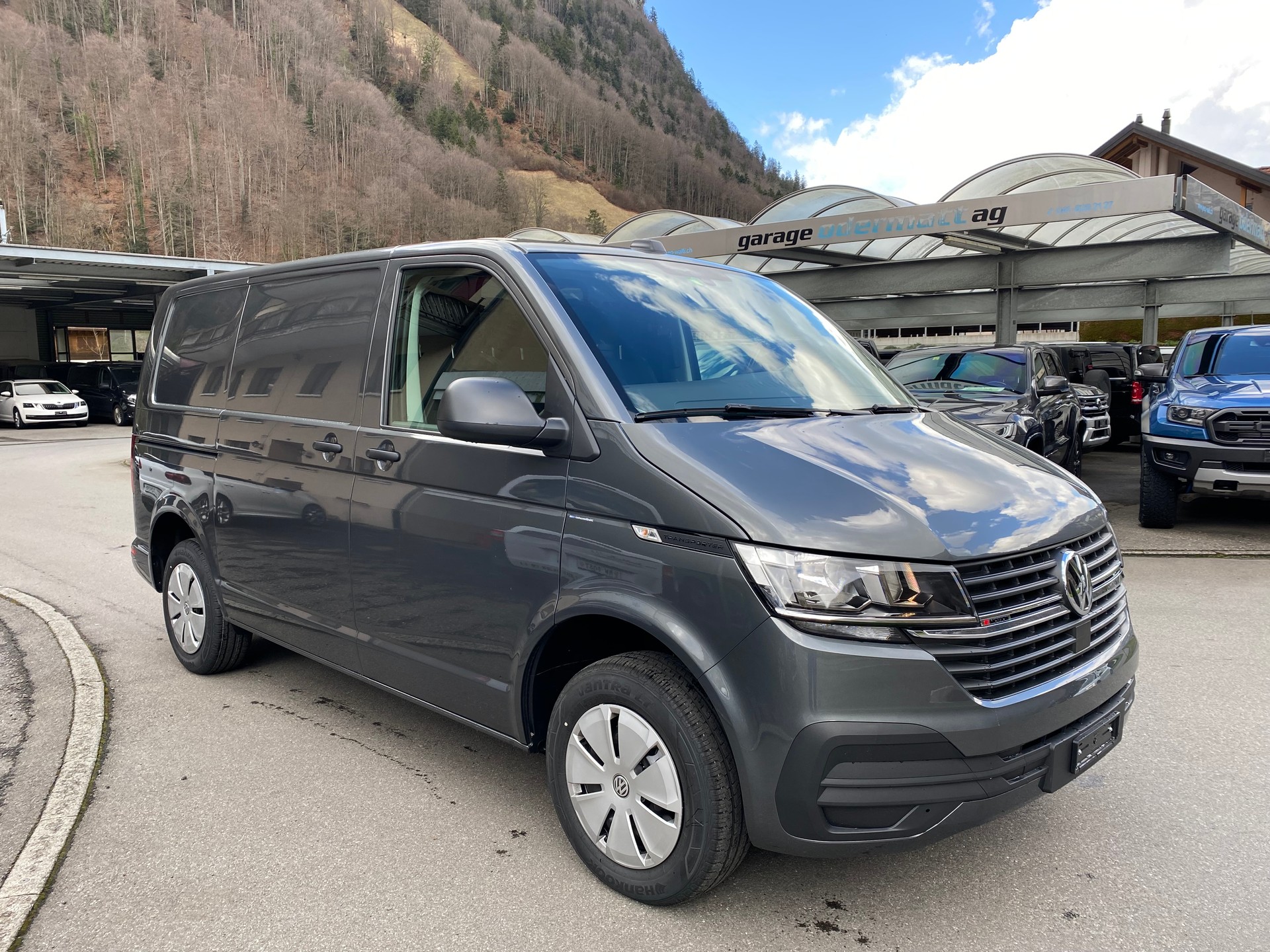 VW T6.1 2.0 TDI 4Motion DSG-image-9