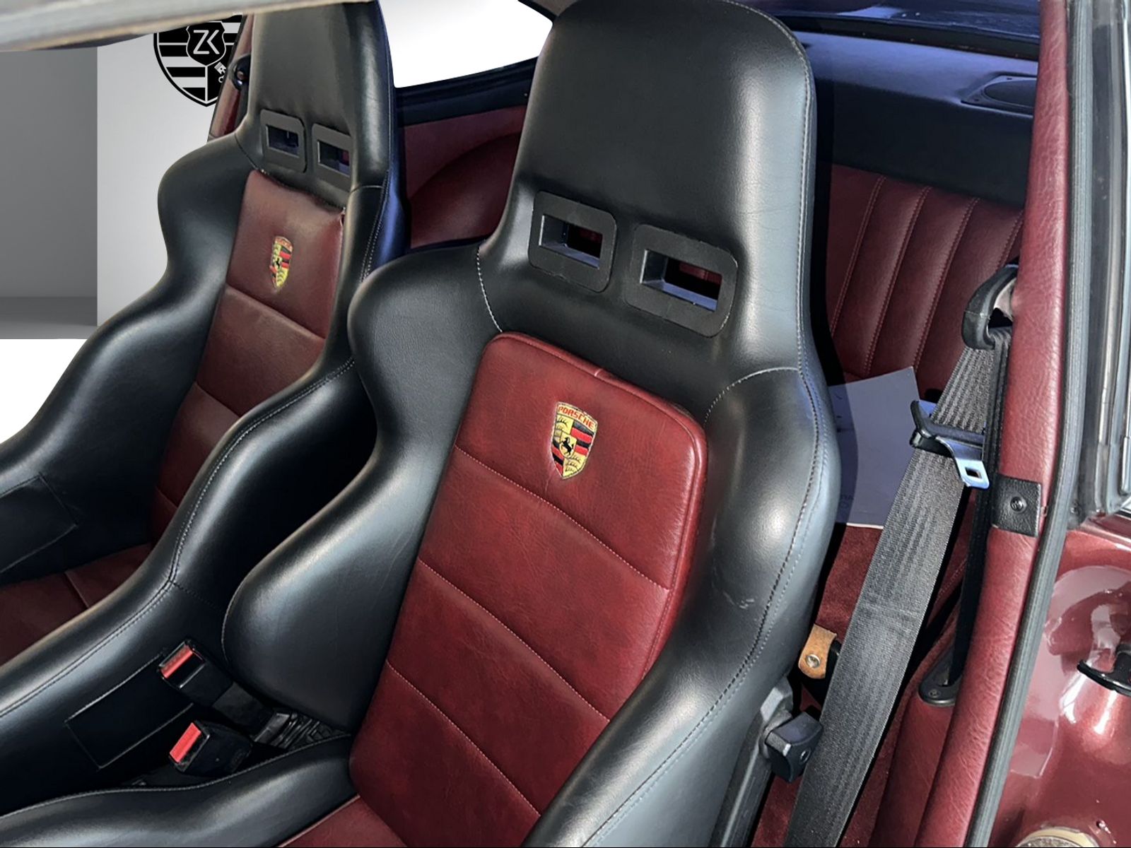 PORSCHE 911 Carrera-image-6