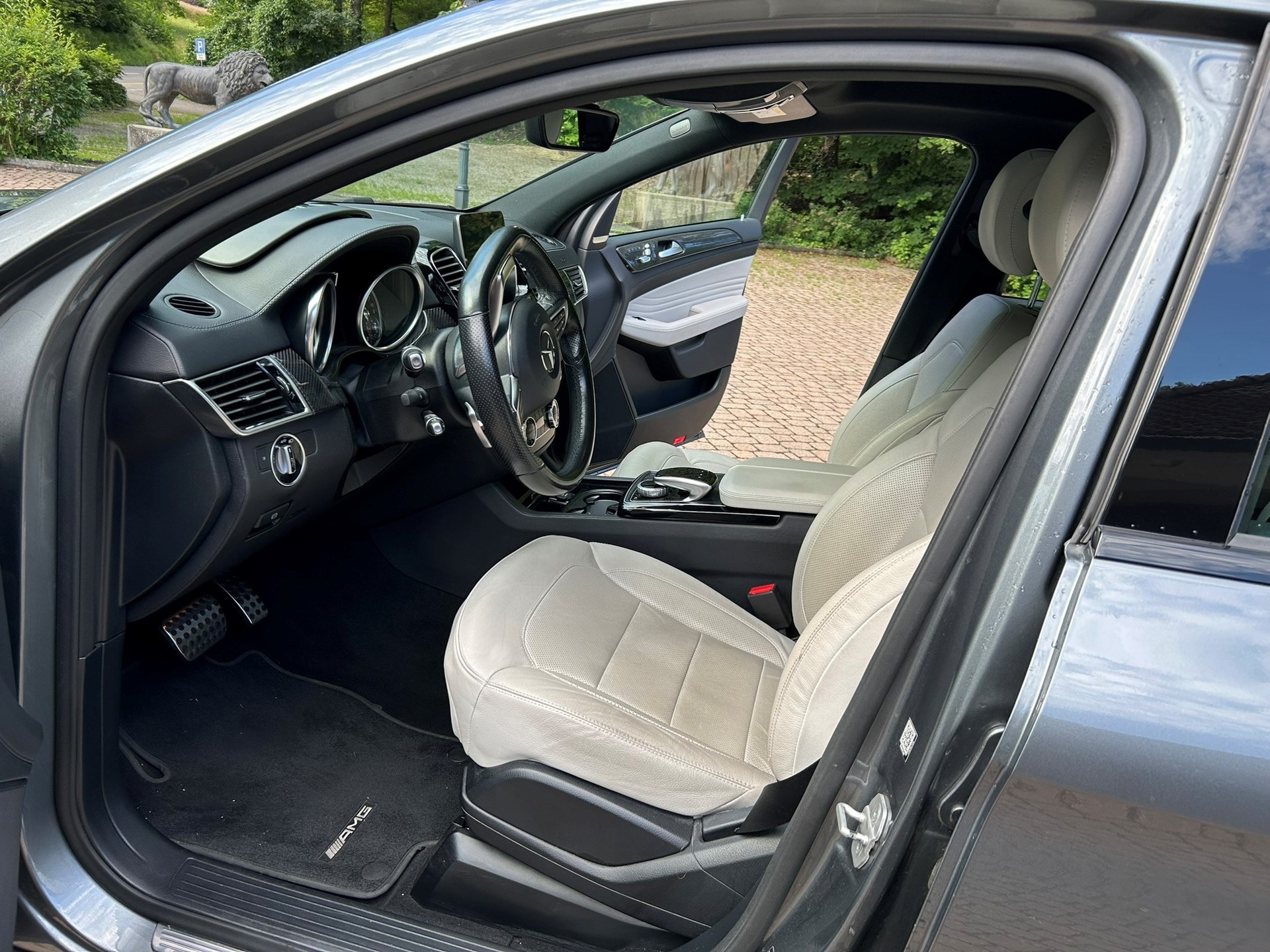 MERCEDES-BENZ GLE Coupé 43 AMG 4Matic 9G-Tronic-image-4