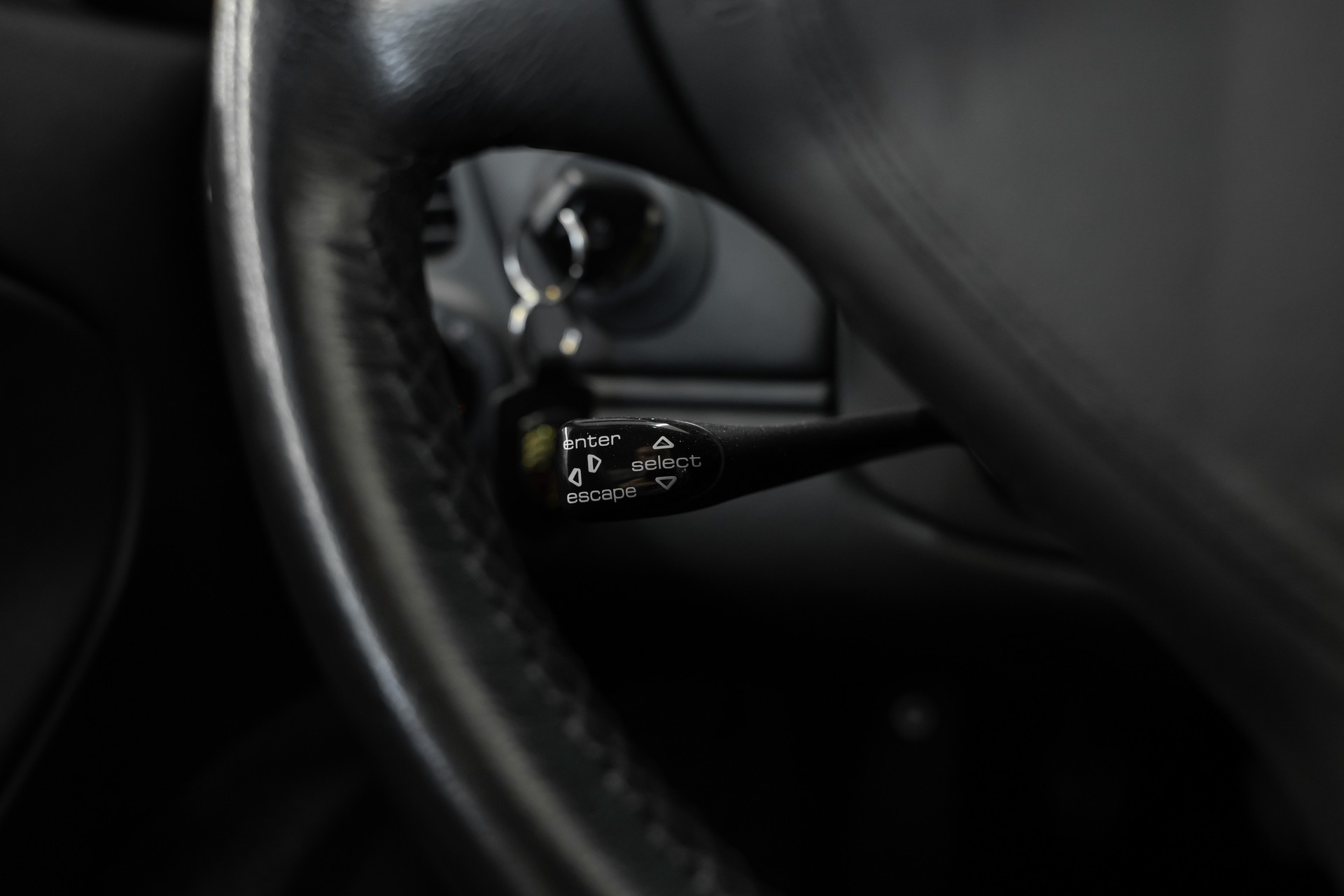 PORSCHE 911 Turbo-image-19