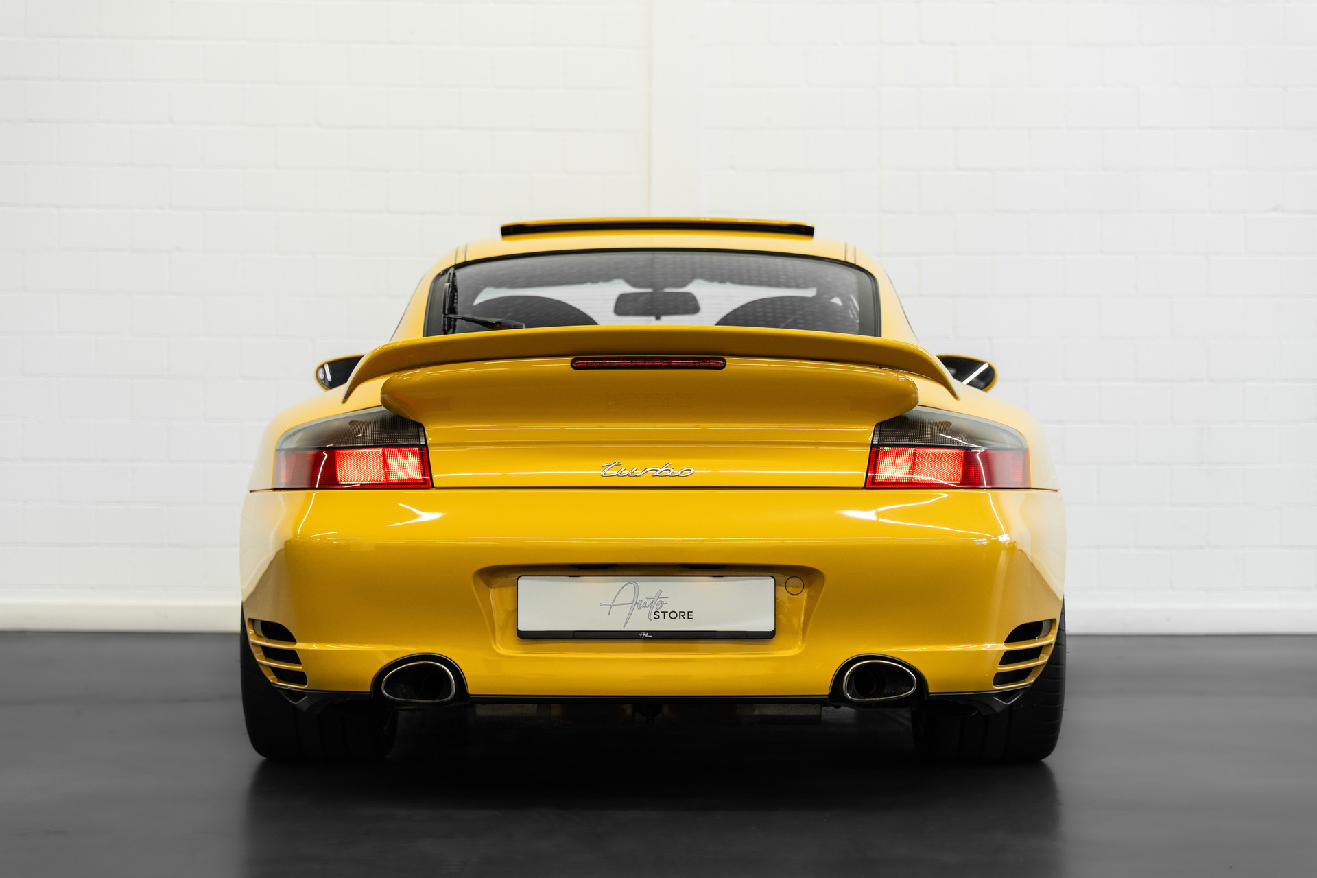 PORSCHE 911 Turbo-image-7