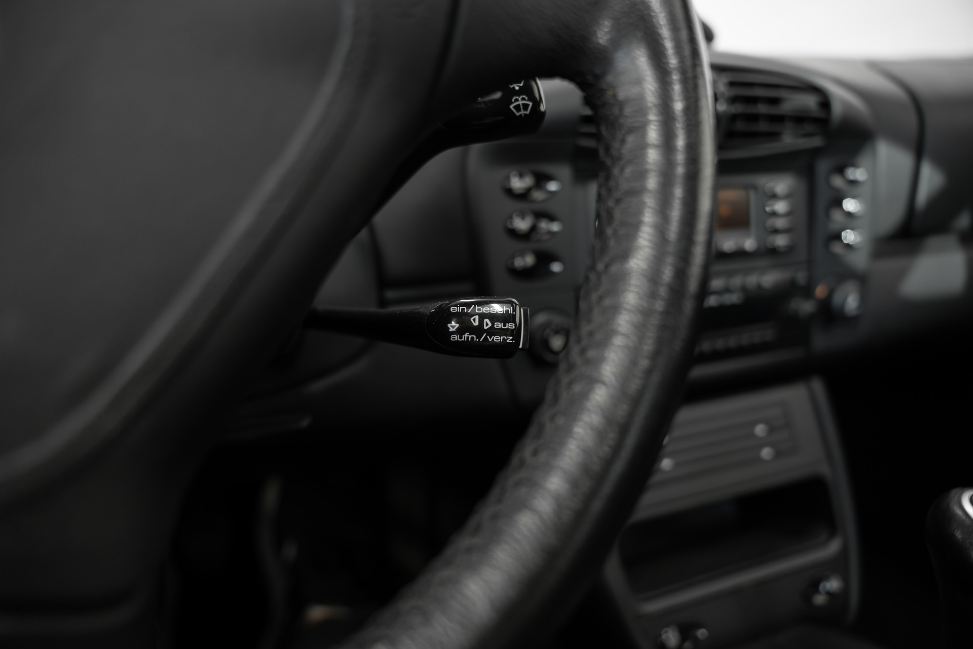 PORSCHE 911 Turbo-image-23
