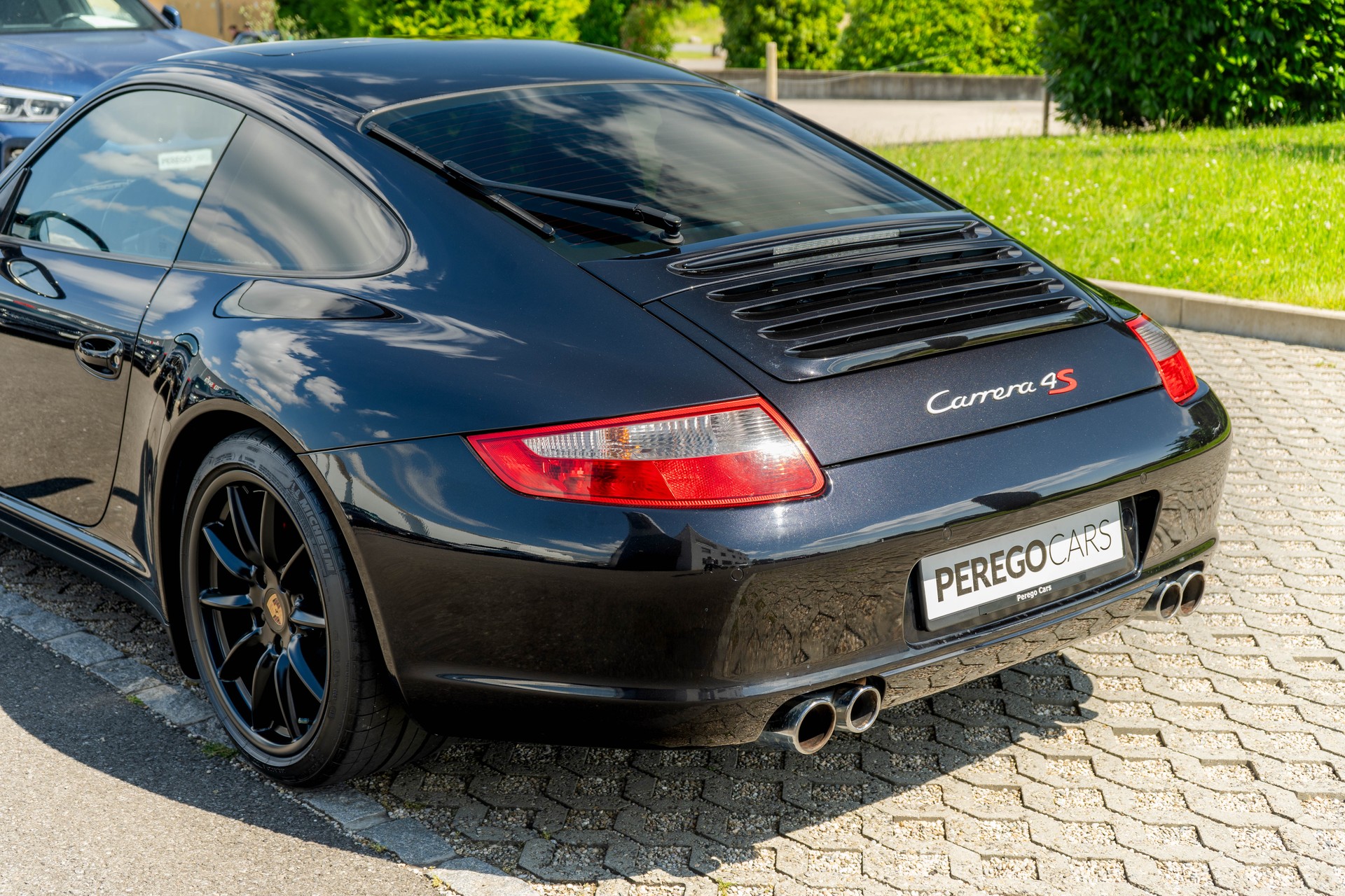 PORSCHE 911 Carrera 4S-image-6