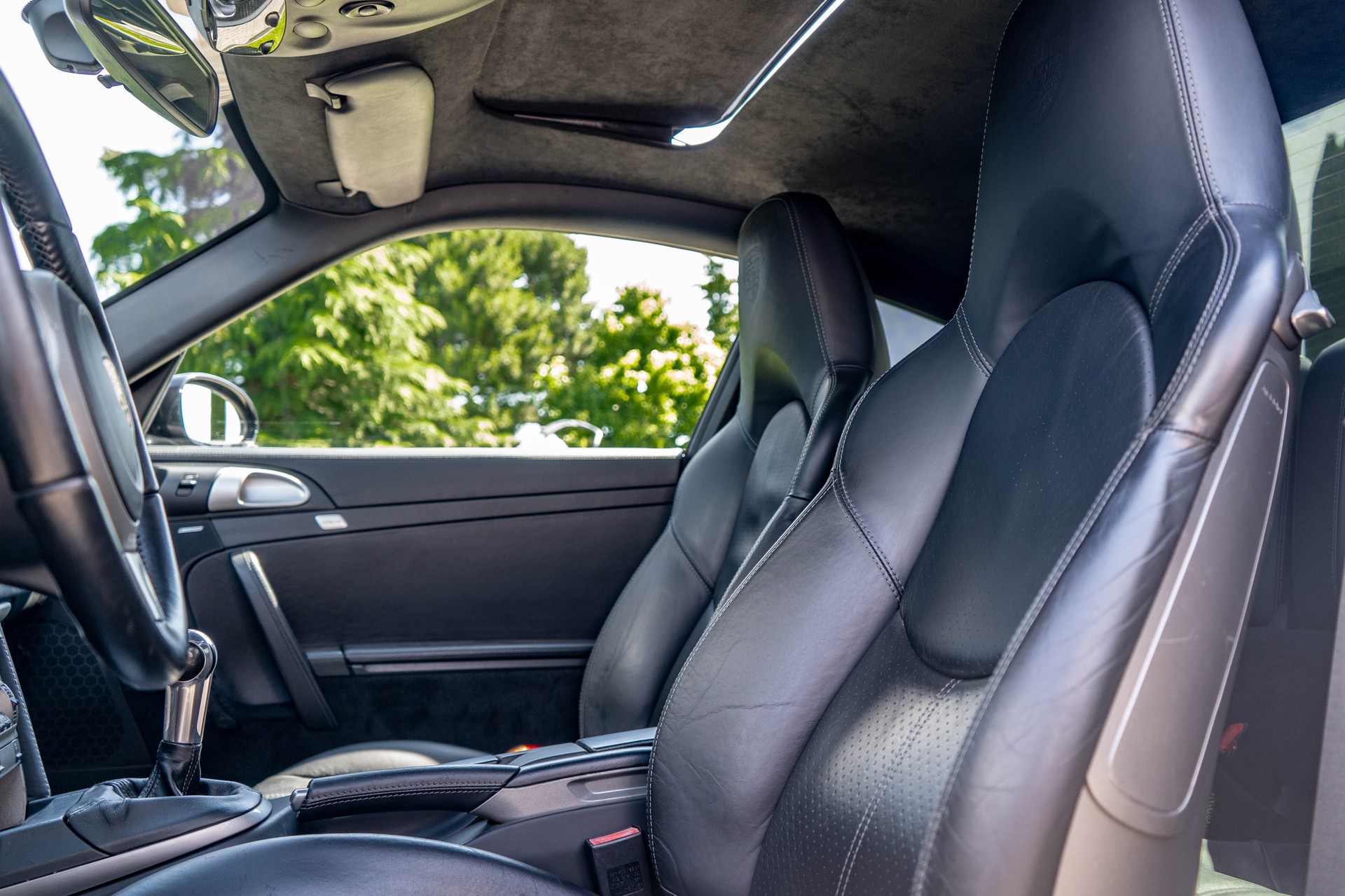 PORSCHE 911 Carrera 4S-image-12