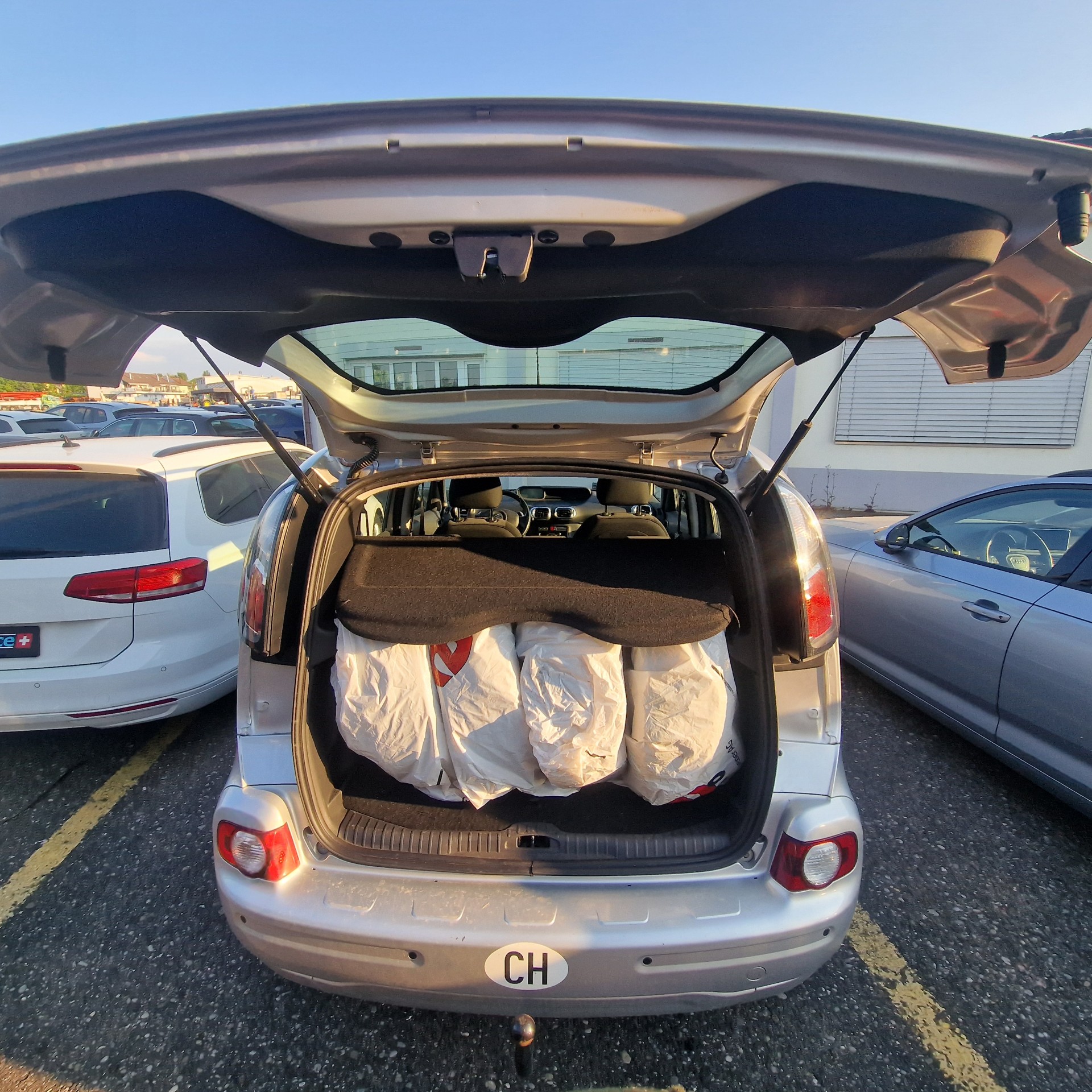 CITROEN C3 Picasso 1.6i 16V Exclusive EGS6-image-5