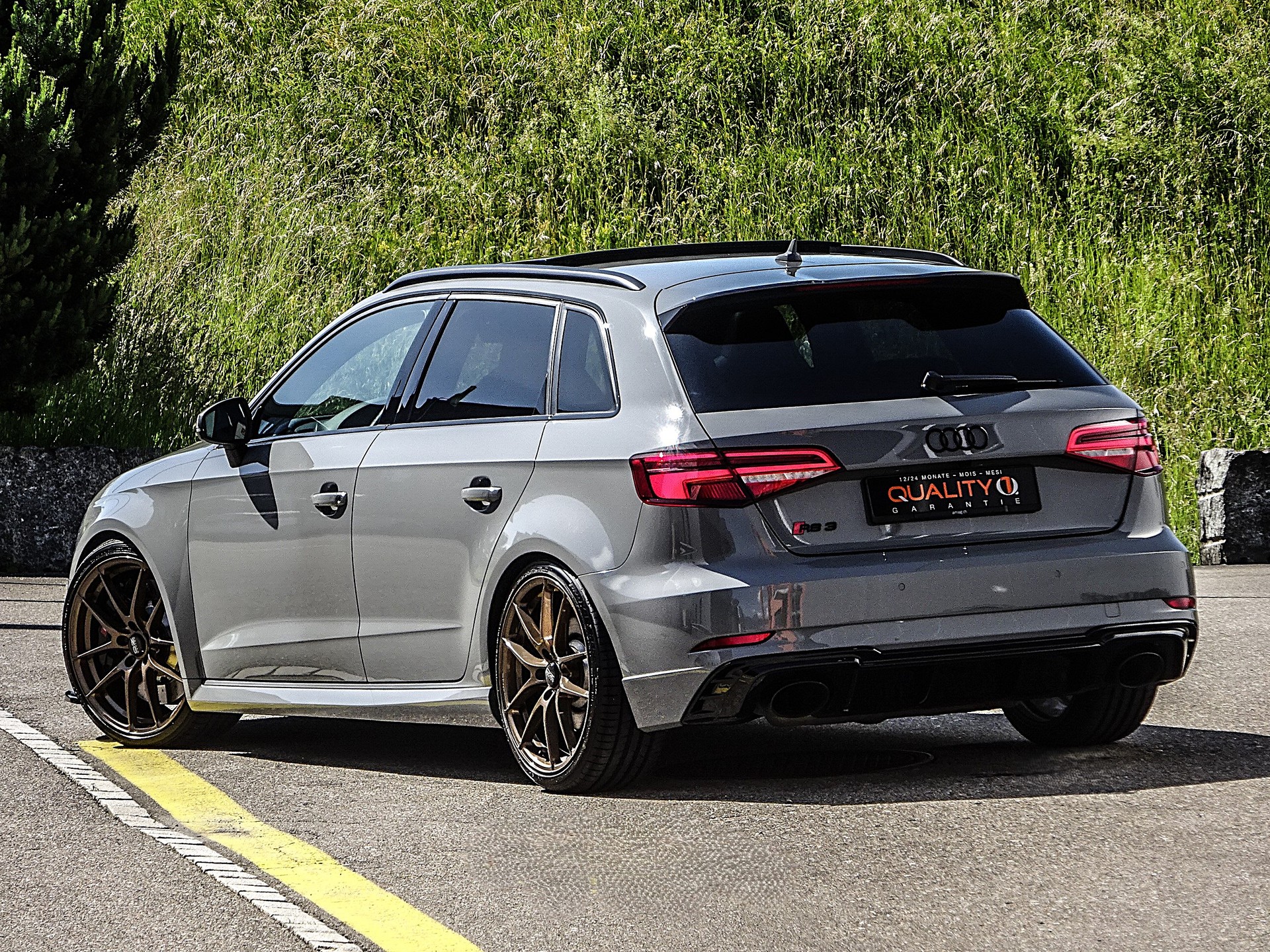 AUDI RS3 Sportback 2.5 TSI quattro S-tronic // CH-Fahrzeug // ABT Motorsport // ohne OPF // erst bei 45'000Km...-image-5