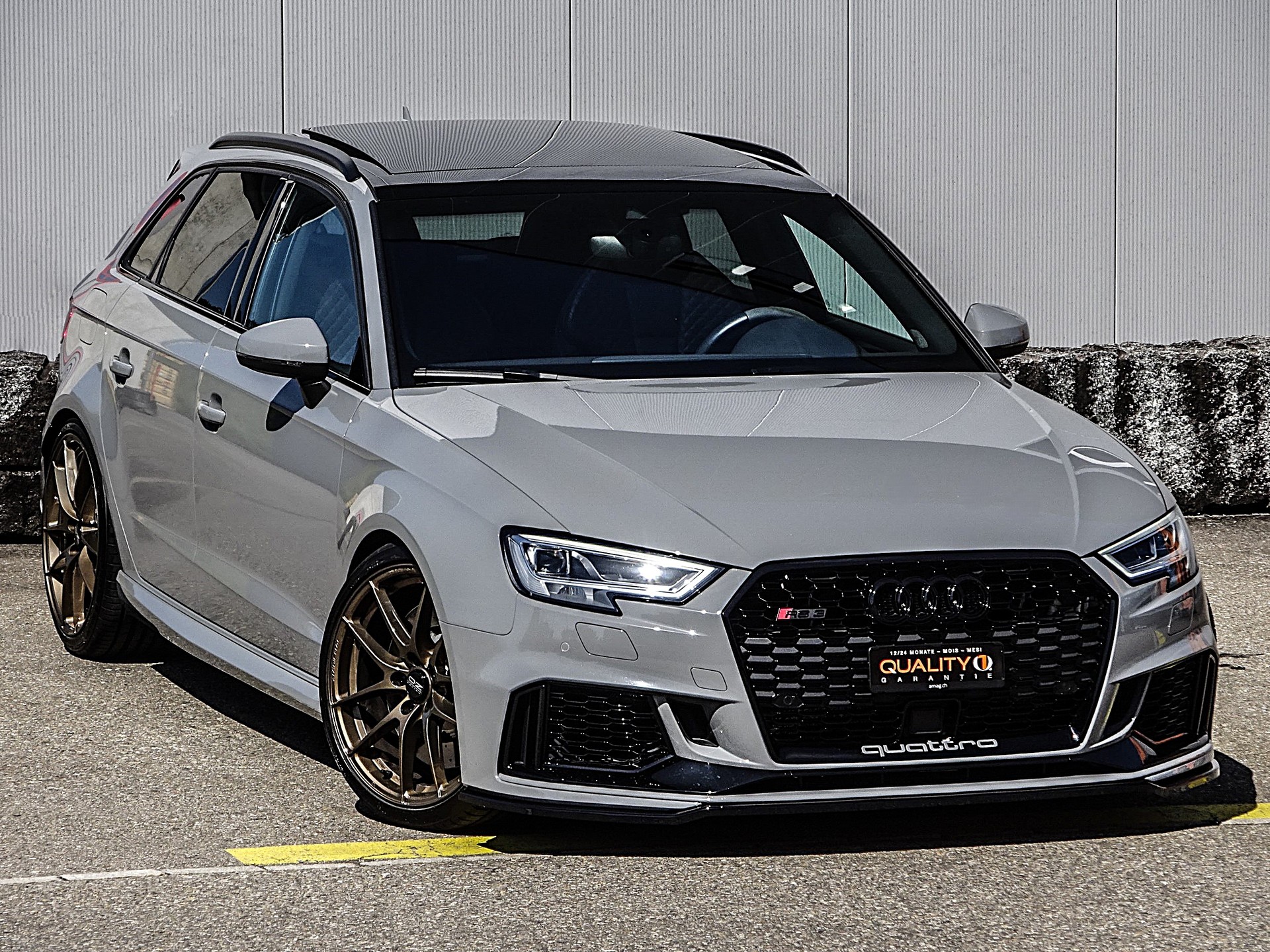 AUDI RS3 Sportback 2.5 TSI quattro S-tronic // CH-Fahrzeug // ABT Motorsport // ohne OPF // erst bei 45'000Km...