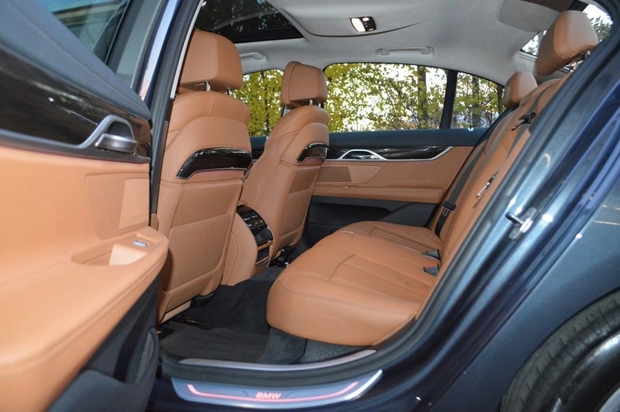 BMW 730d xDrive Steptronic-image-6