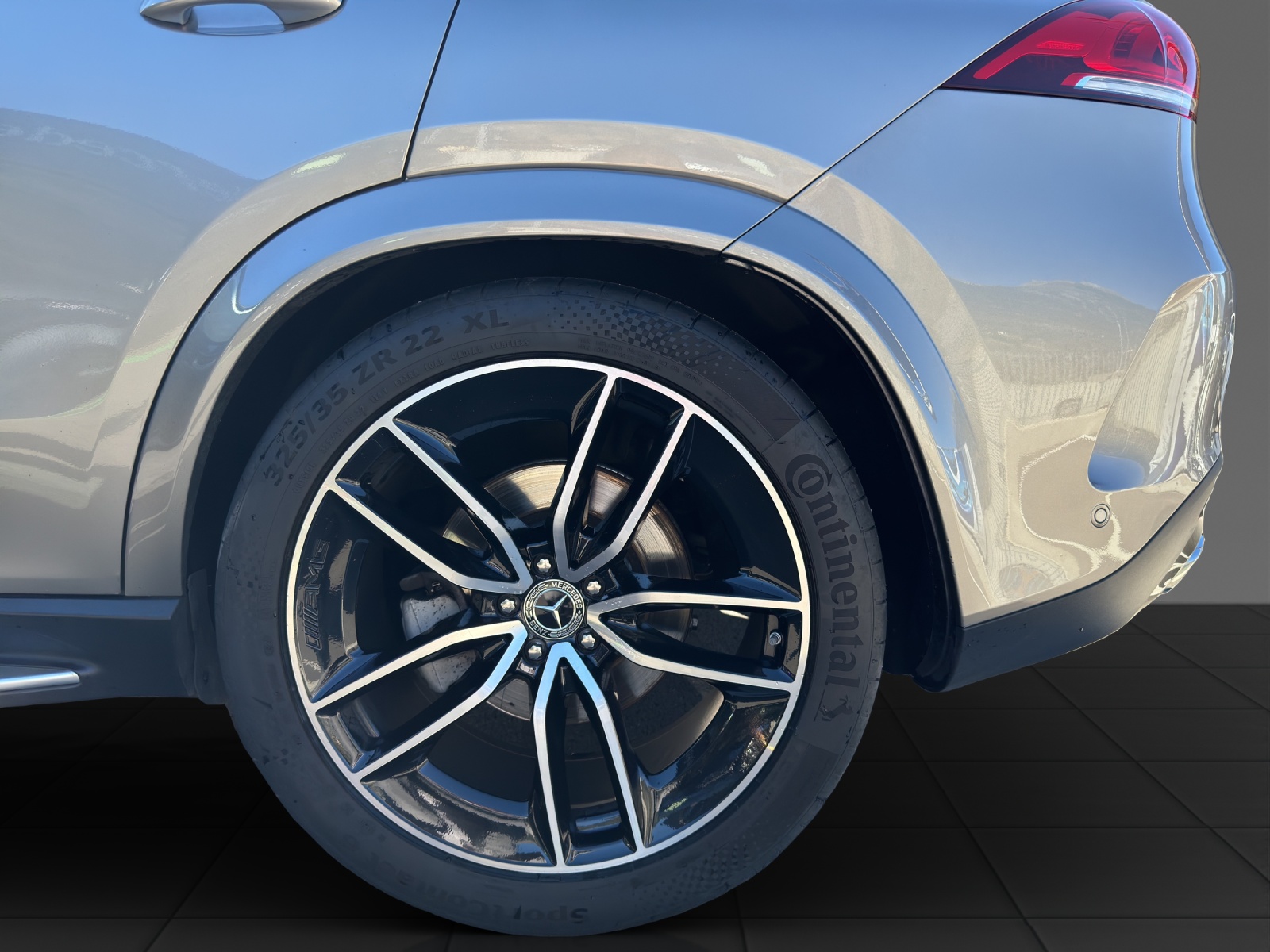 MERCEDES-BENZ GLE 350 d AMG Line 4Matic-image-21