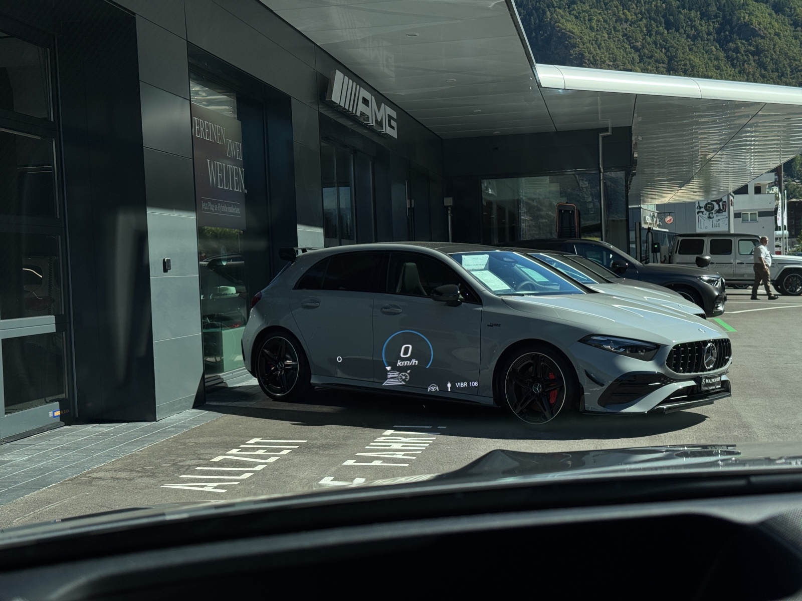 MERCEDES-BENZ GLE 350 d AMG Line 4Matic-image-28