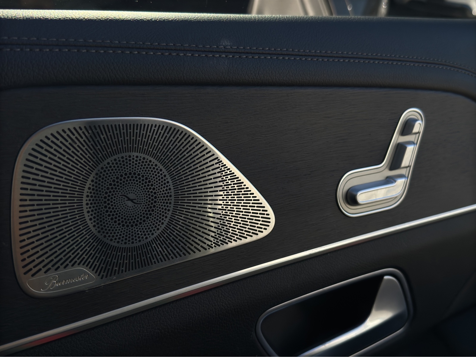 MERCEDES-BENZ GLE 350 d AMG Line 4Matic-image-25